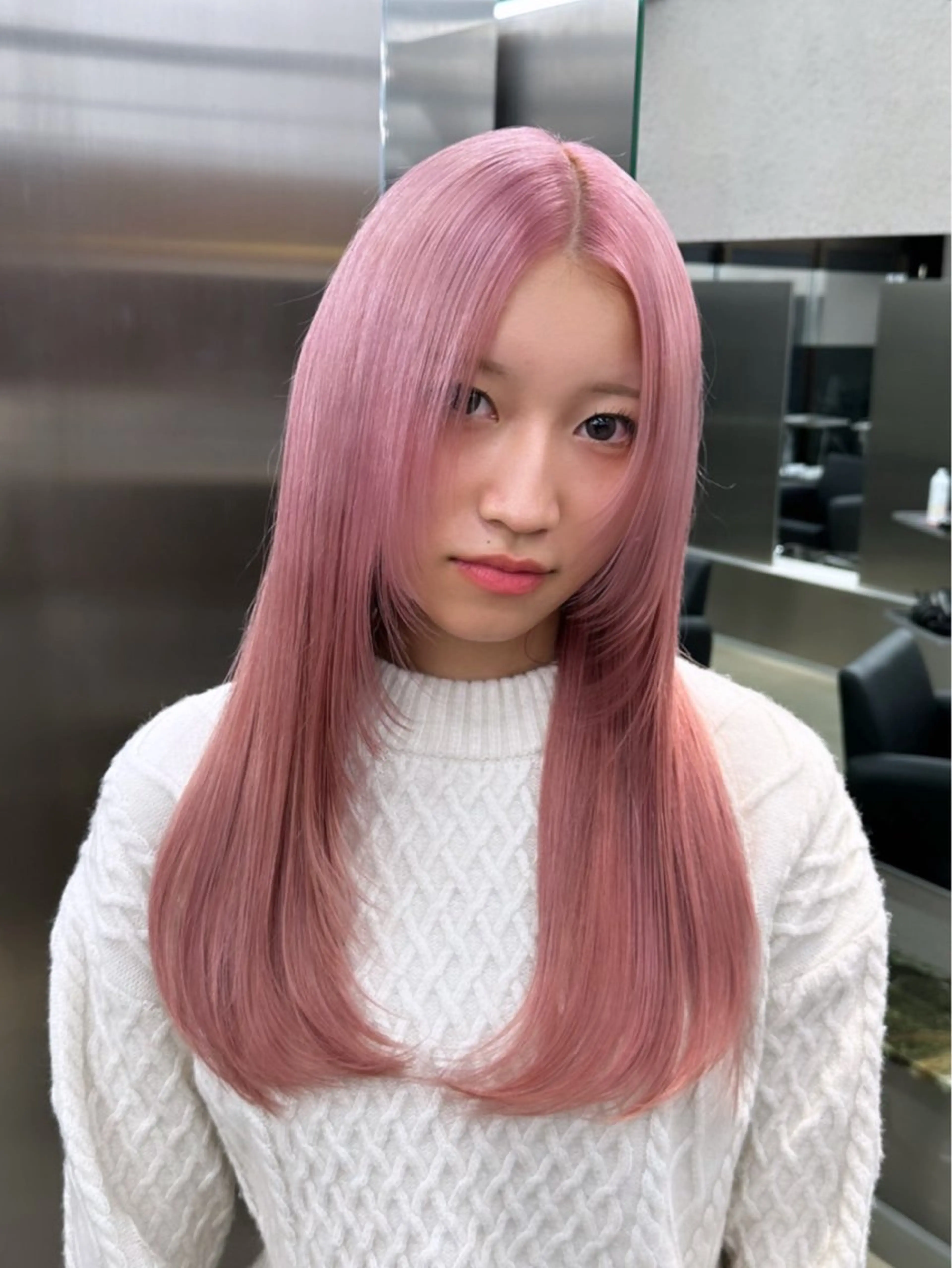 ロング カラー ブリーチ レイヤーカット トリートメント ハイトーン/ 縮毛矯正のヘアスタイル