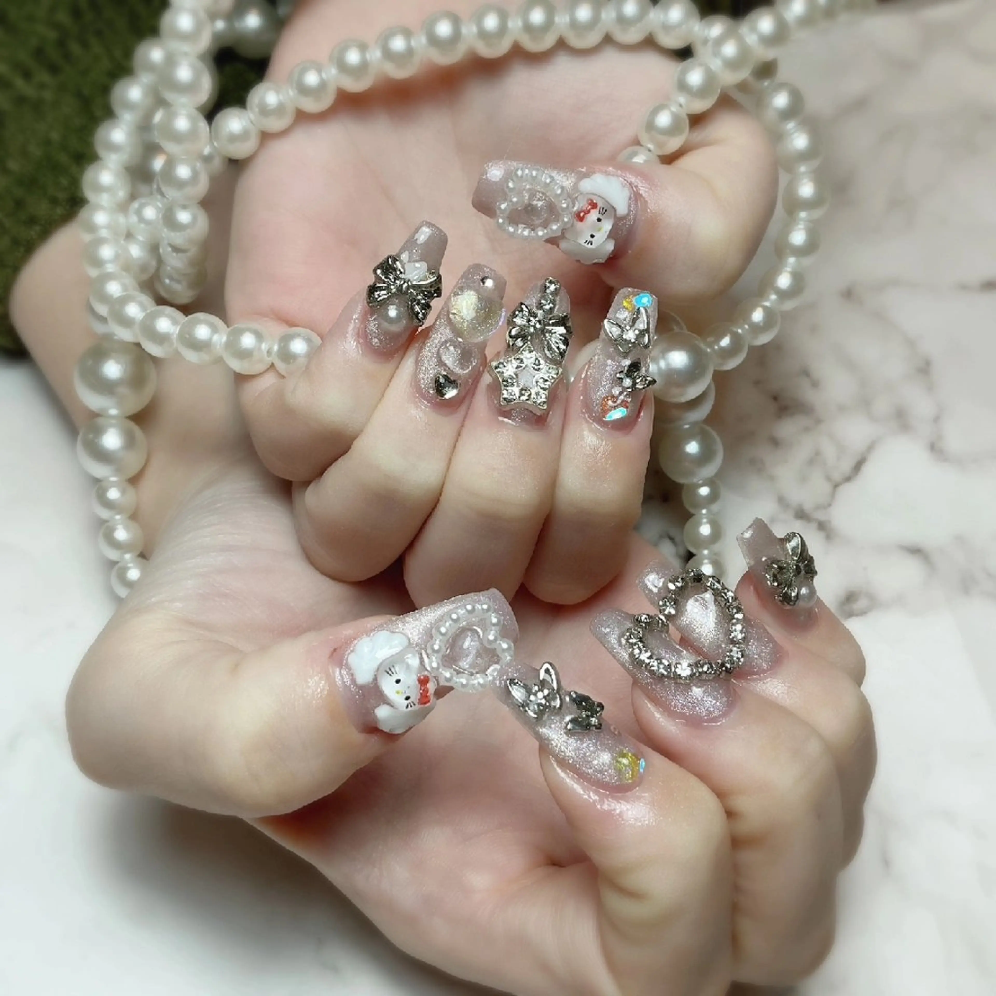 ネイル 🌈Yun nail hyejin💋のネイルデザイン