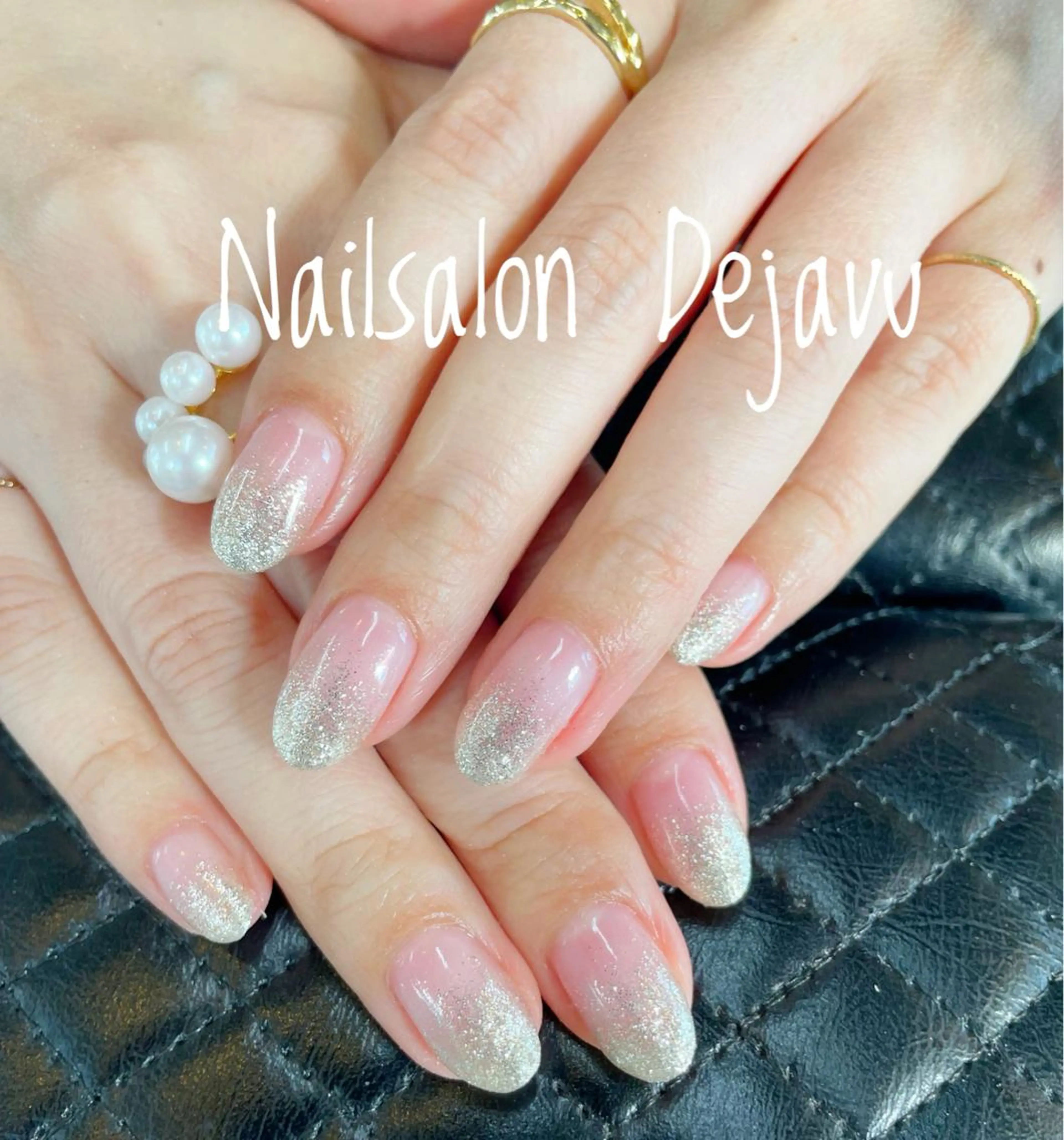 ネイル グラデーション ラメ(グリッター) ハンドネイル Nailsalon Dejavu Yokosuka所属・Nailsalon Dejavuのネイルデザイン