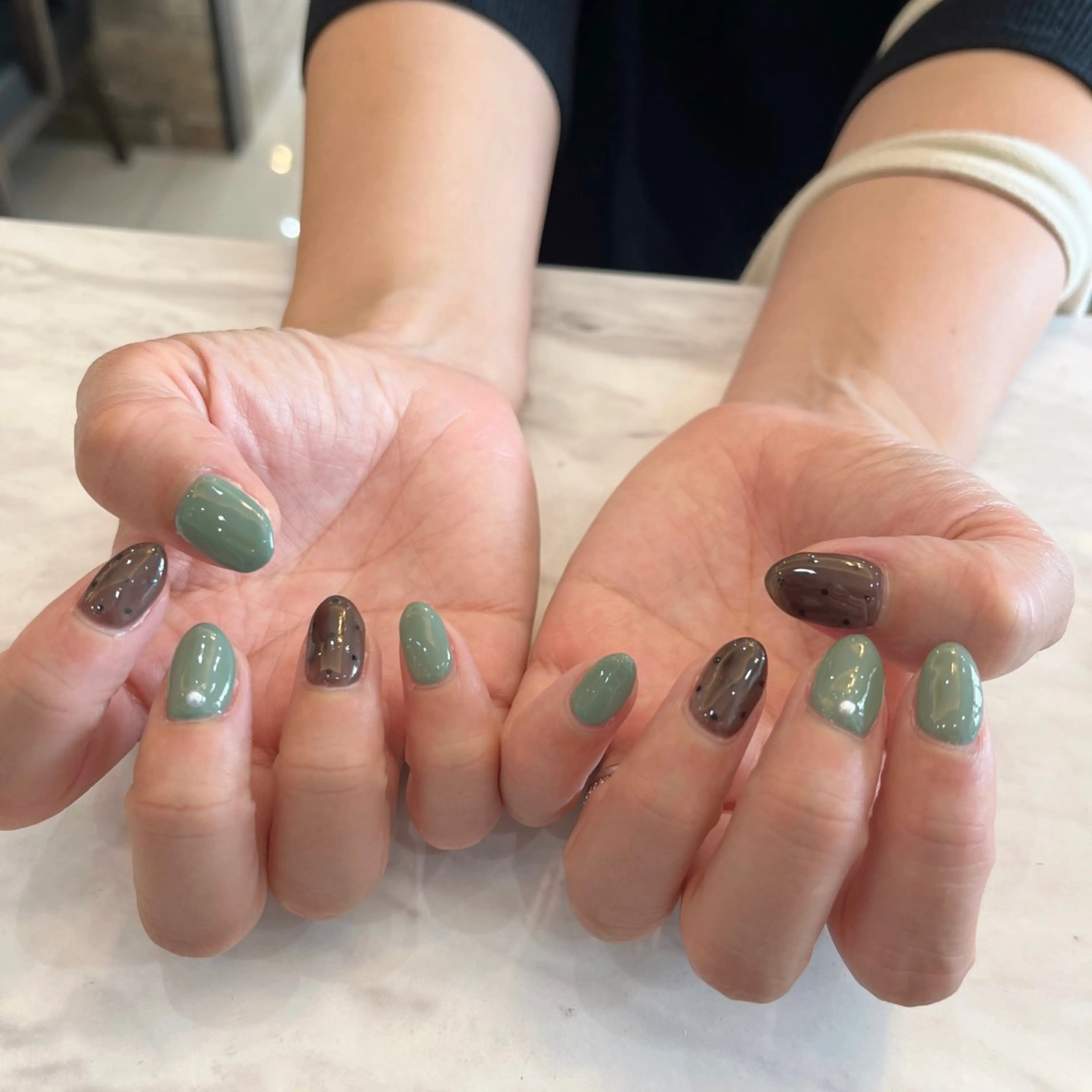 ネイル ドット ハンドネイル arl nail💅yuriのネイルデザイン