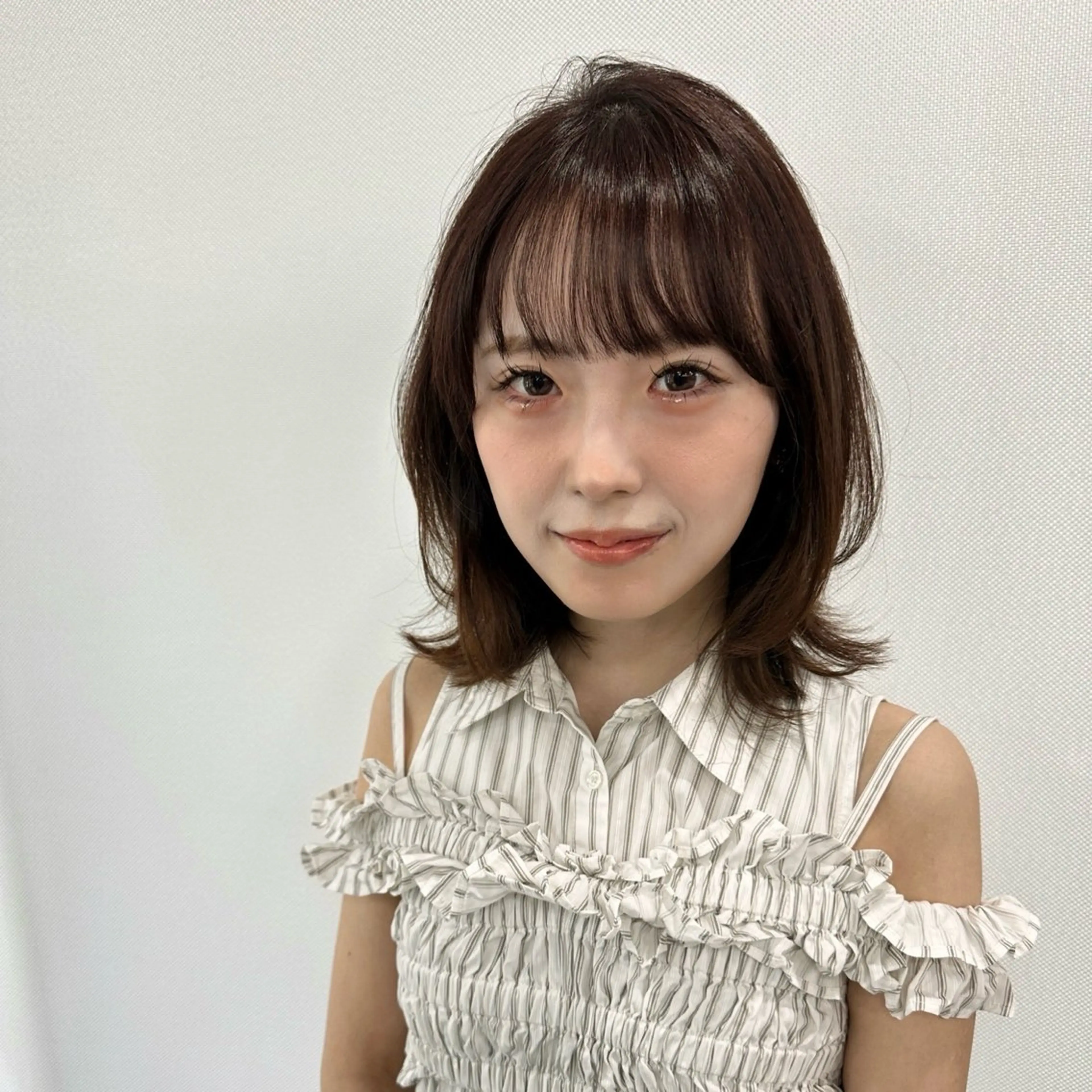 ミディアム カラー ヘアアレンジ 透明感カラー レイヤーカット 外ハネヘア カット ヘアカラー トリートメント Endearing所属・Endearing 北澤那未🌟銀座のヘアスタイル