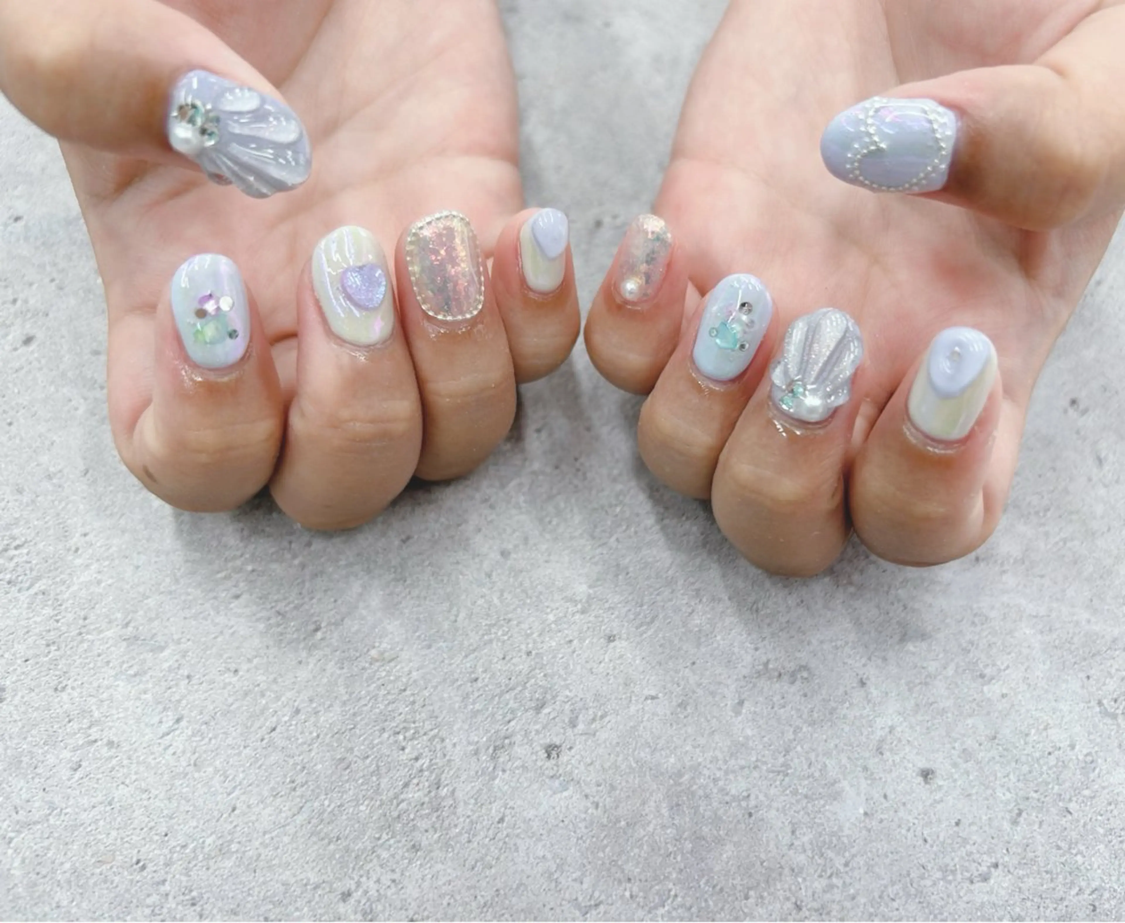 ネイル オーロラネイル ハート ミラーネイル ハンドネイル Nail Salon agré所属・agré ネイルサロン　アグレのネイルデザイン