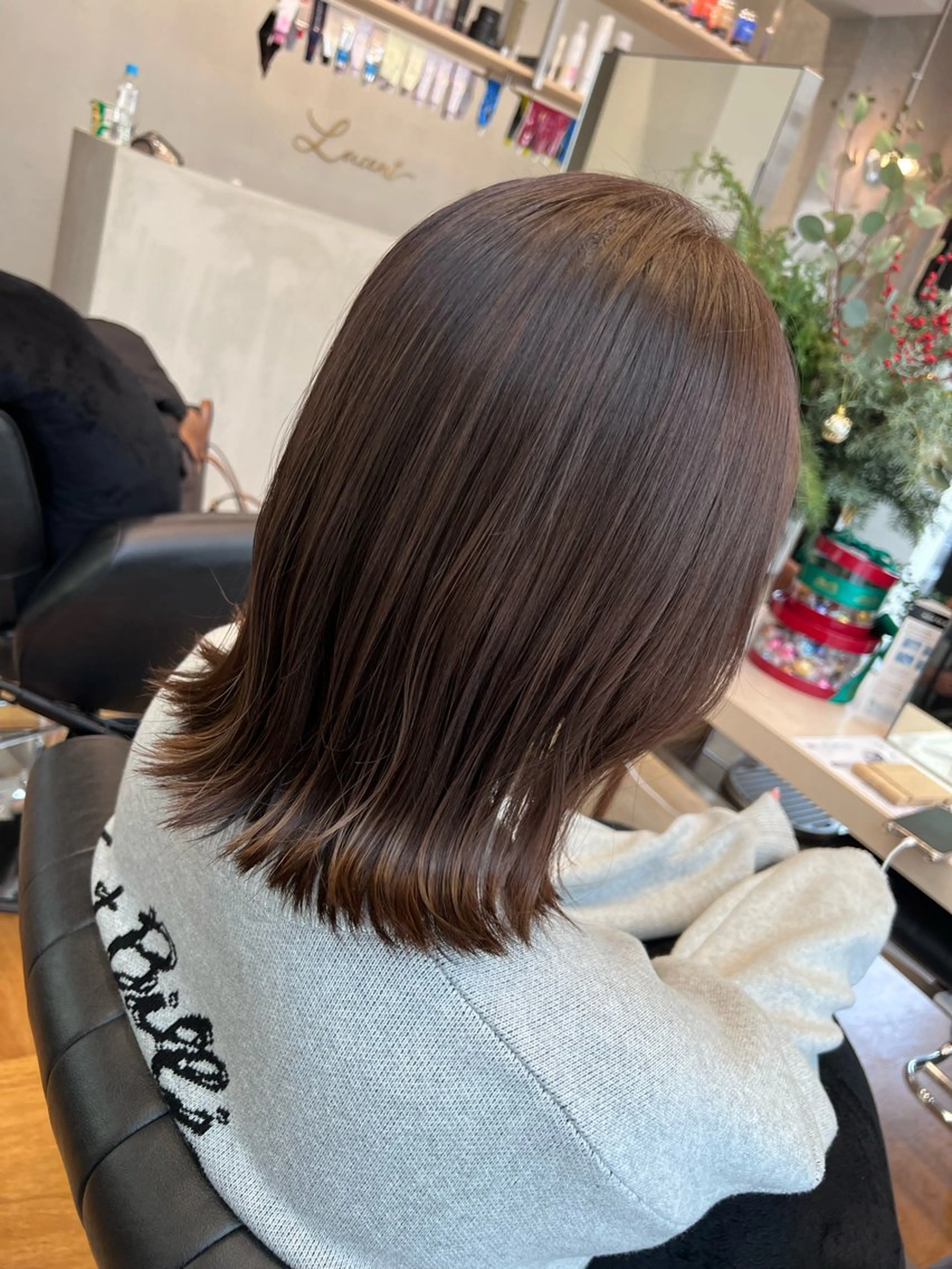 カラー Lucent所属・Sanae .のヘアスタイル