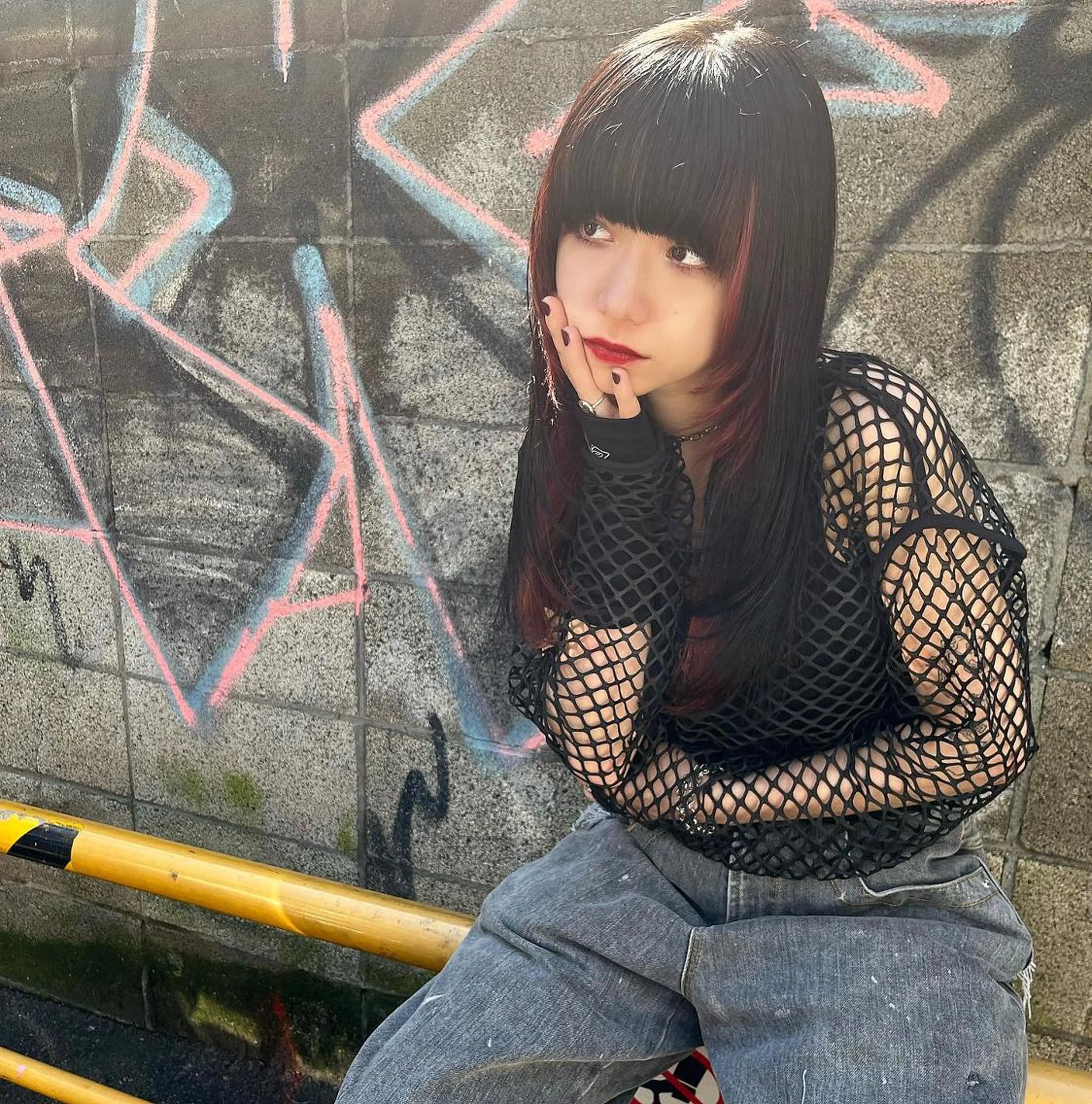 ミディアム カラー ヘアアレンジ 黒髪 デザインカラー インナーカラー くせ毛 顔まわりレイヤー 韓国/髪質改善💘 櫻井かれんのヘアスタイル