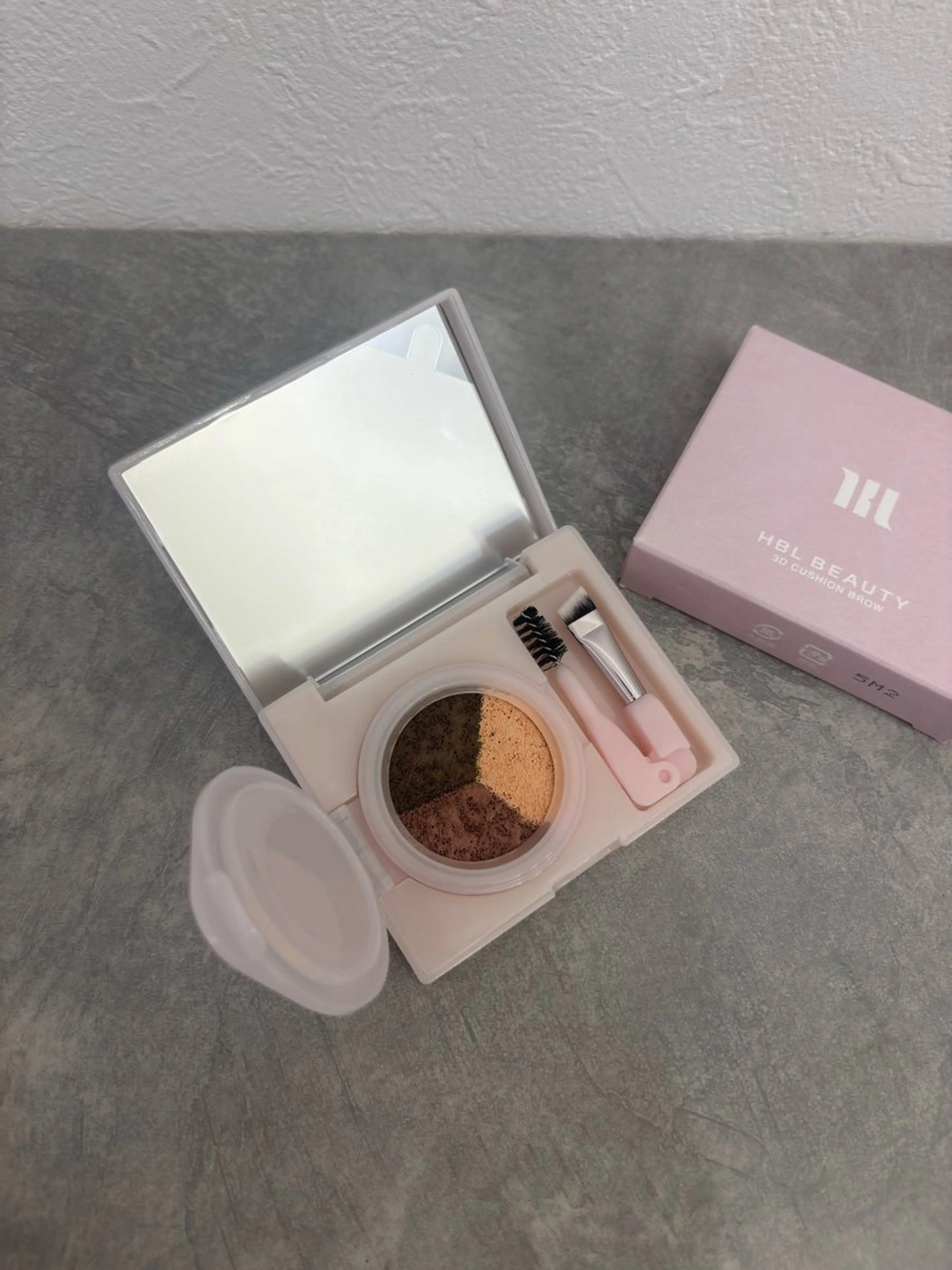 アイブロウ WAXYYY. 新宿NOZOMIの眉毛・アイブロウイメージ