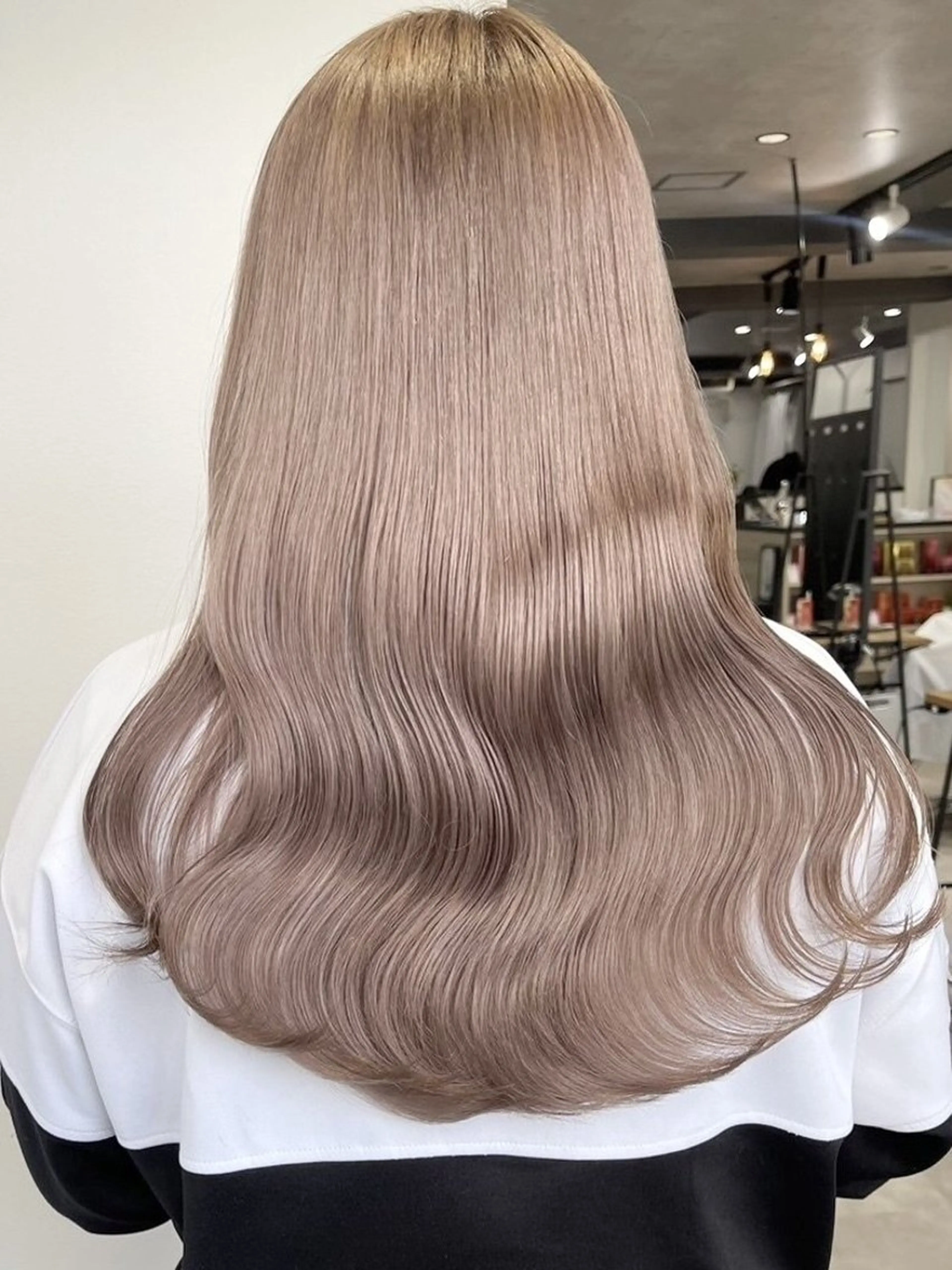 【26日限定】ケアブリーチ＋カラー　ケアブリーチでナチュラルな透明感を叶えたい人に初めてのブリーチやベージュグレージュ！の写真