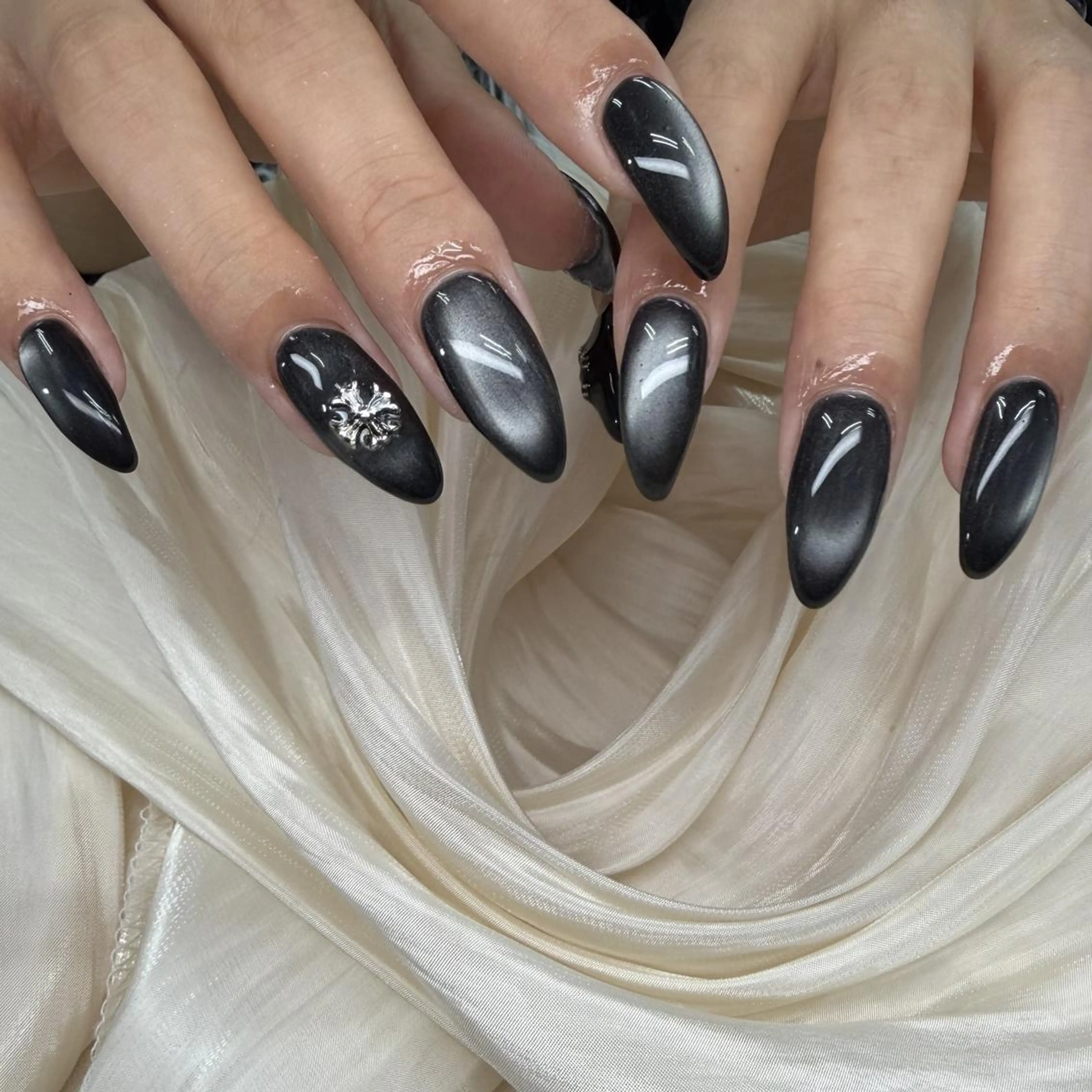 ネイル ♡tener♡ YURINEのネイルデザイン