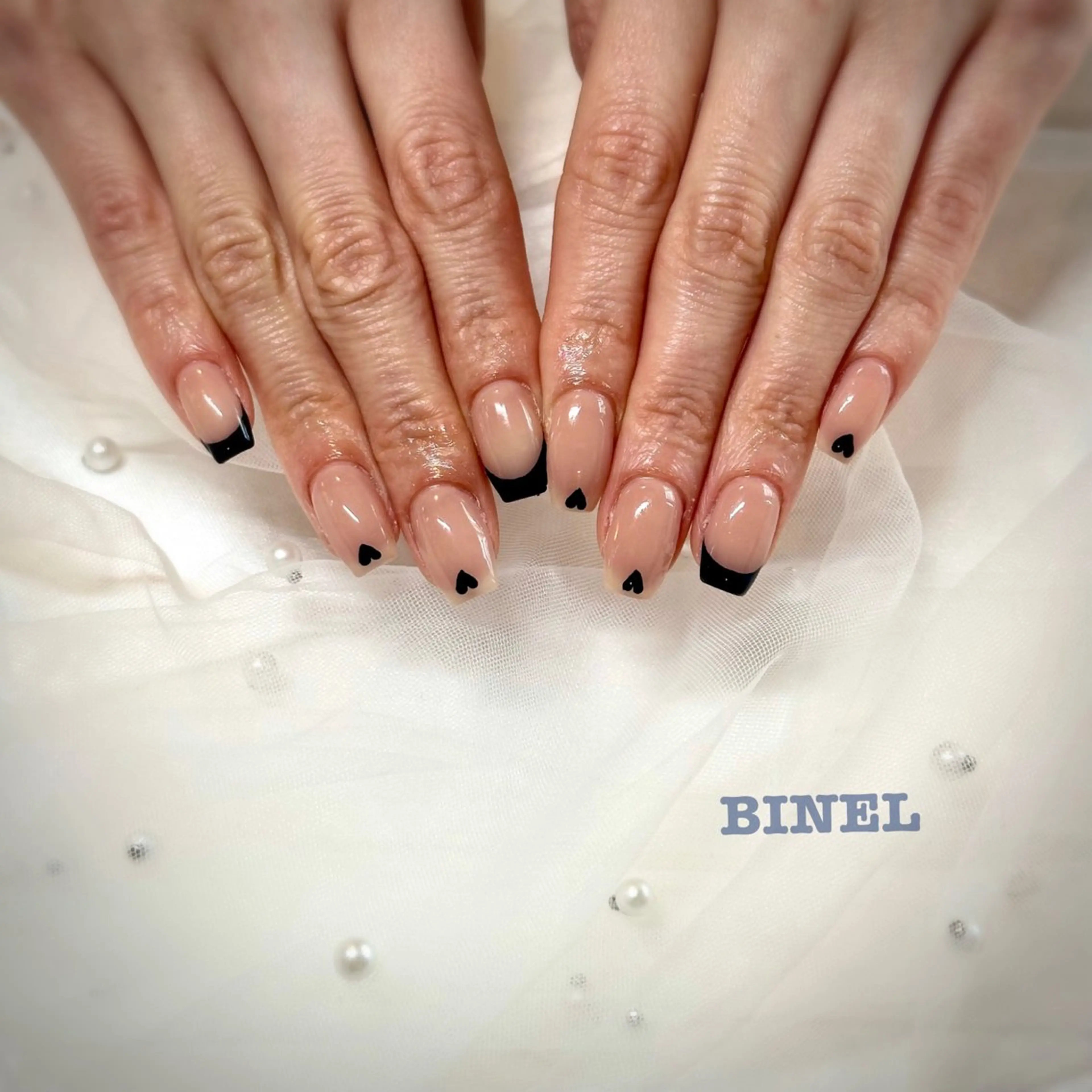 ネイル ハンドネイル BINEL REINAのネイルデザイン