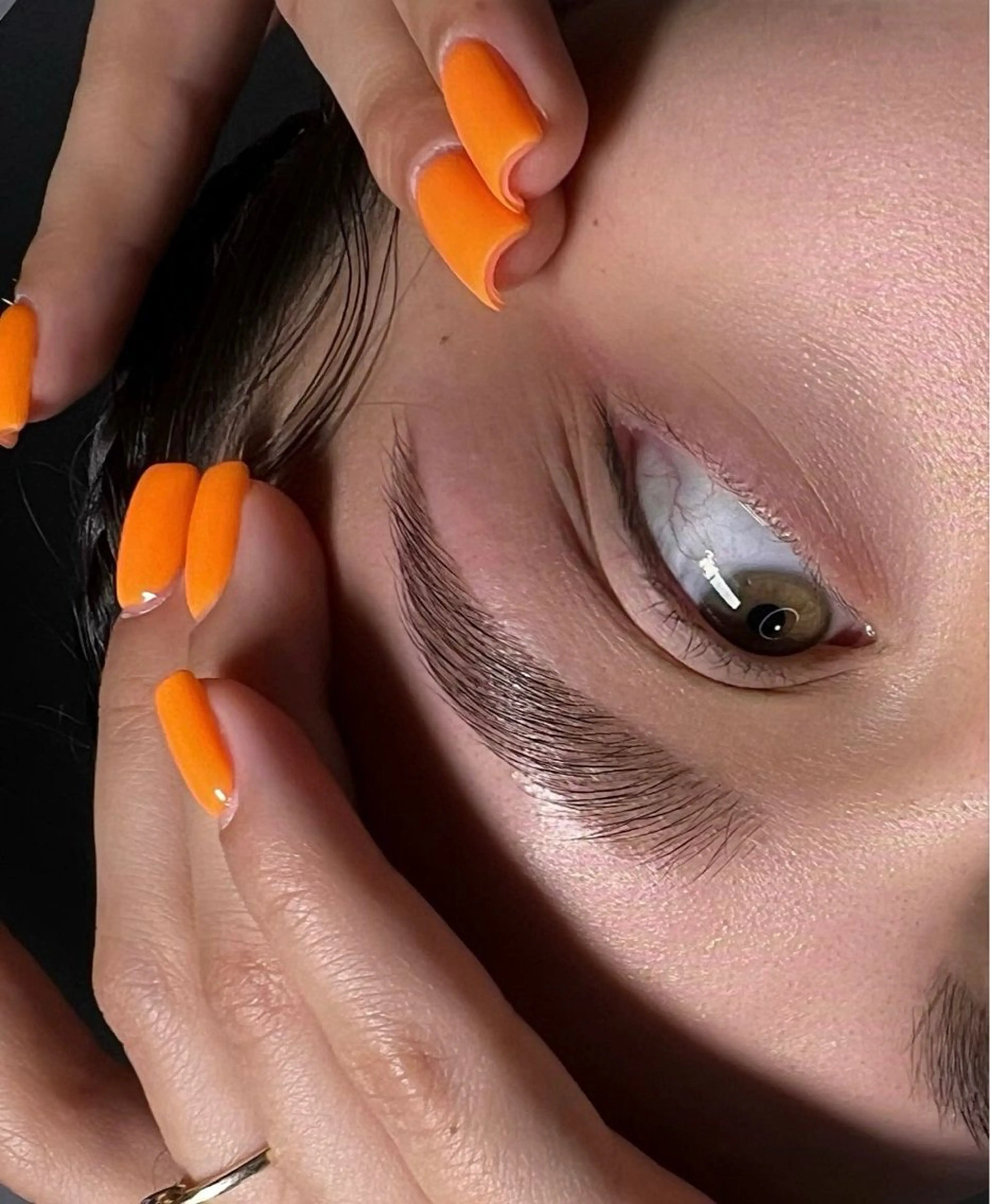 アイブロウ BROWS/ NAILSの眉毛・アイブロウイメージ