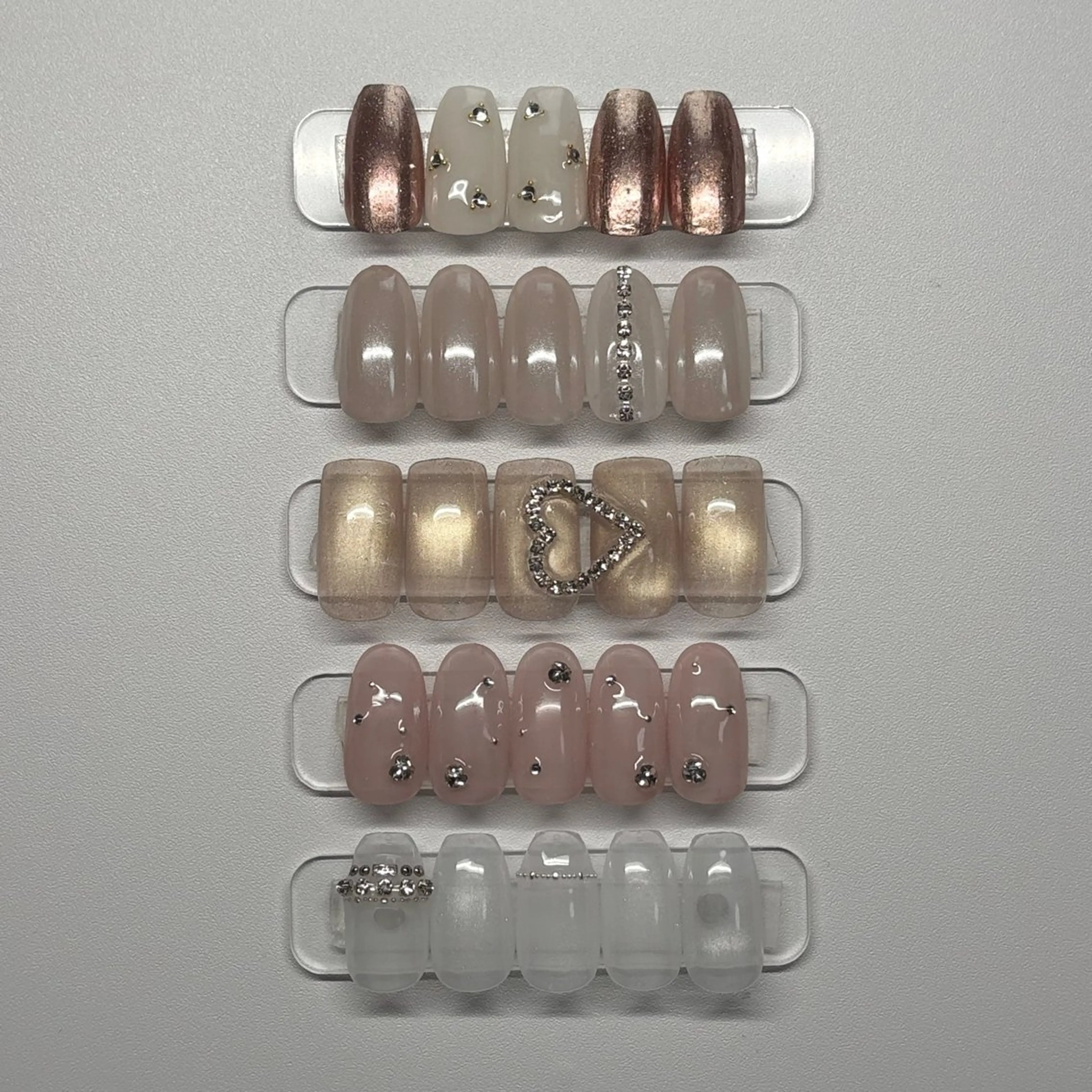 ネイル ハンドネイル Gemini Misakoのネイルデザイン