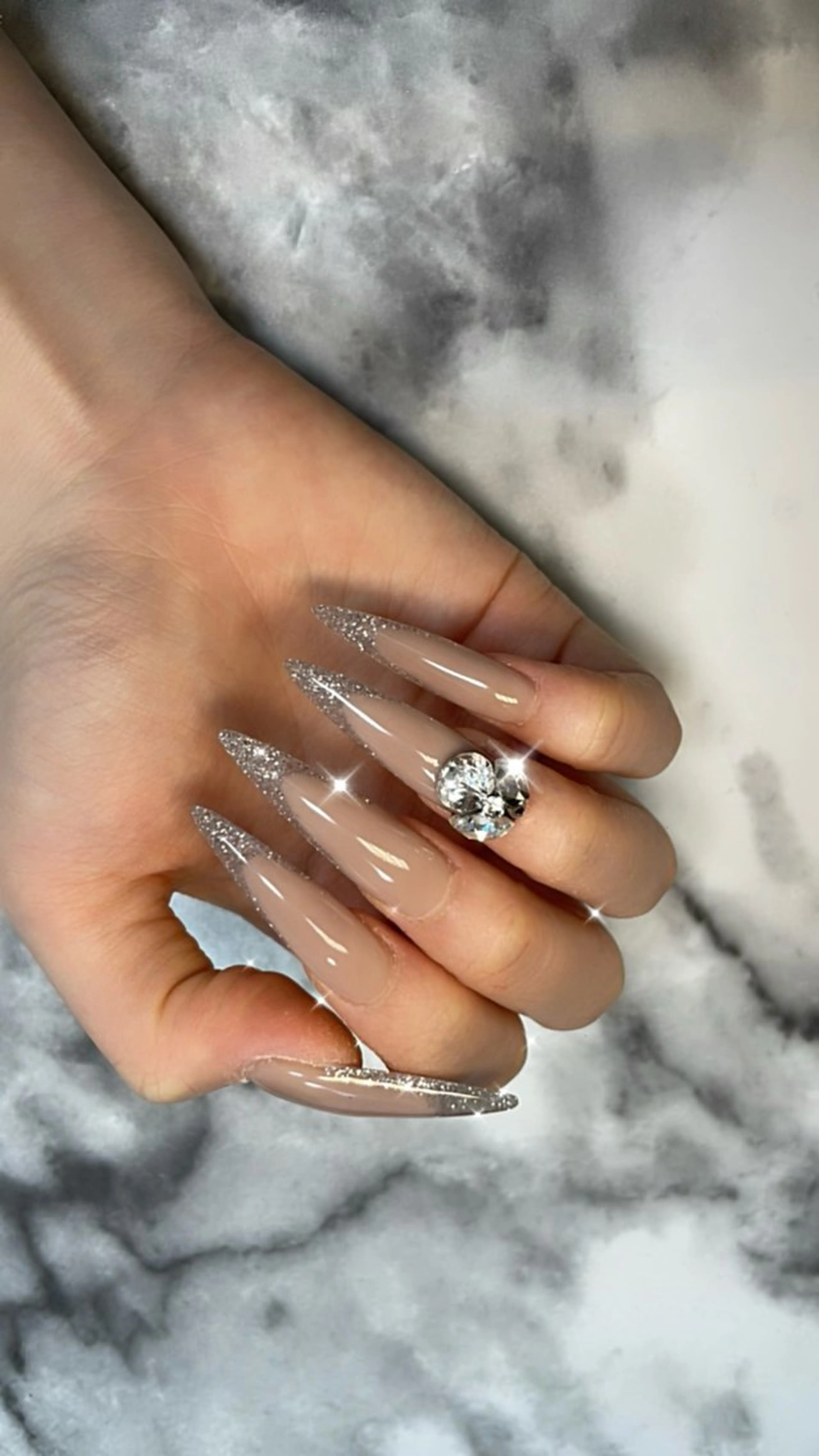 ネイル ハンドネイル salon de belnetta所属・kayo 💅のネイルデザイン