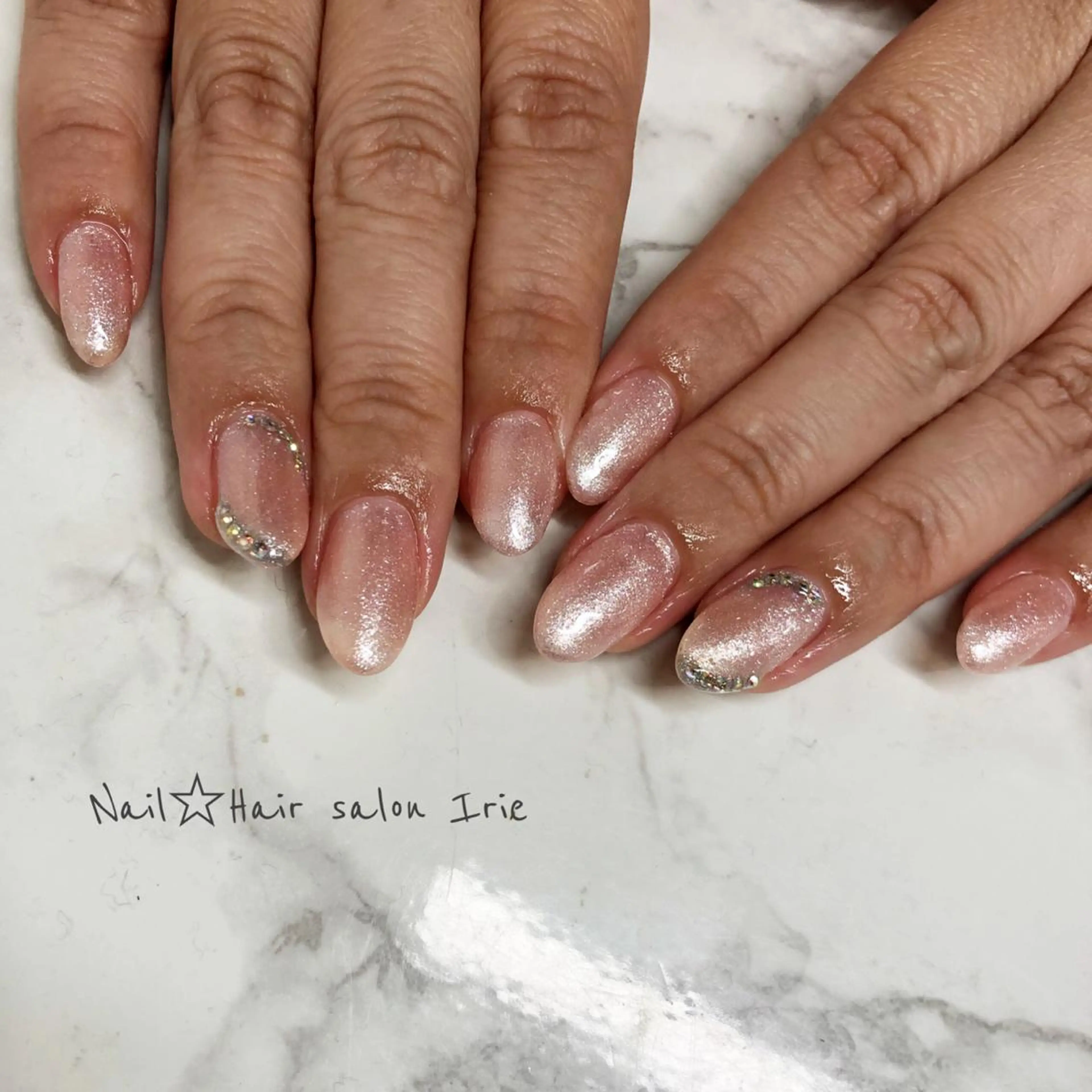 ネイル ハンドネイル ハンドケア Hair salon Irie所属・與儀 知佳のネイルデザイン