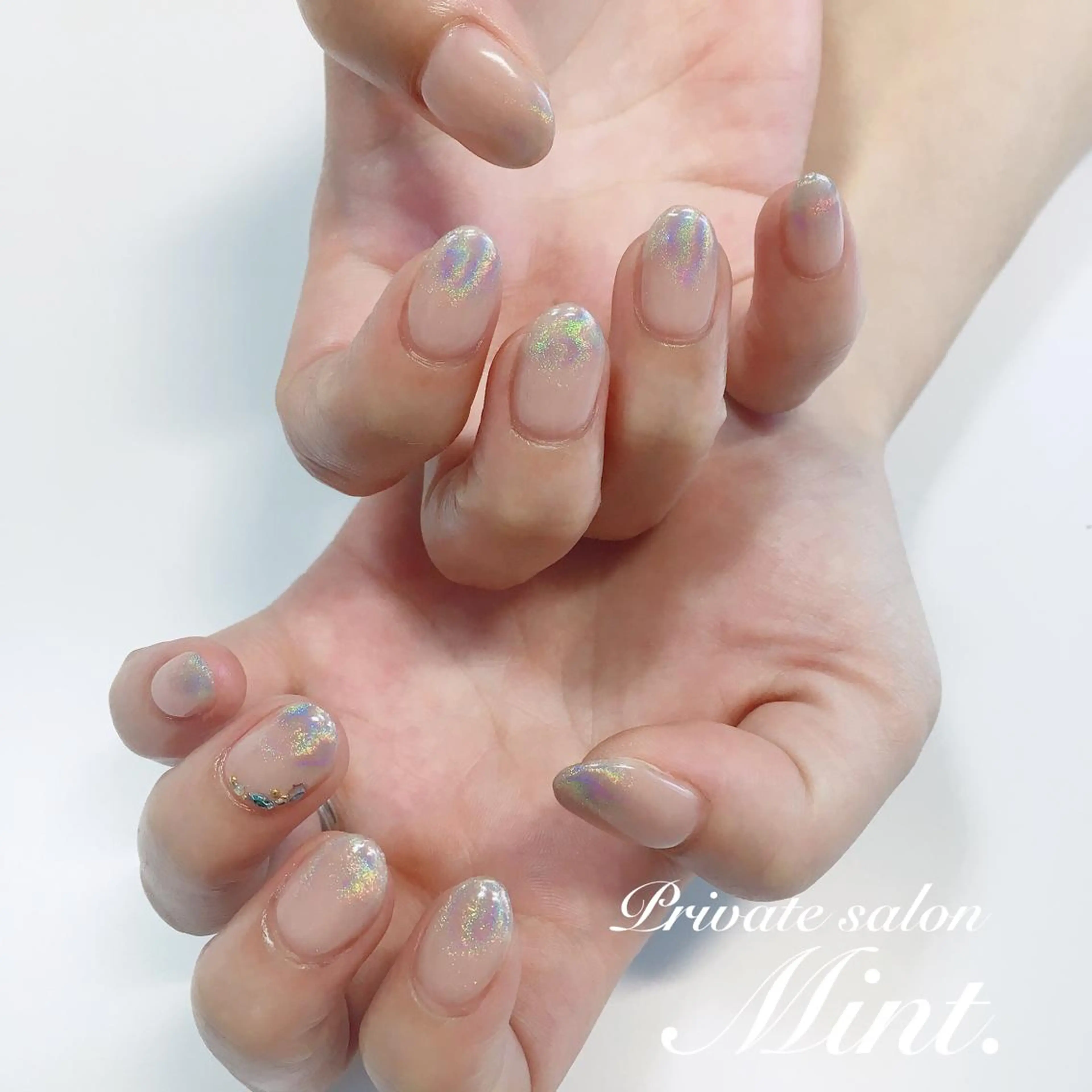 ショート ネイル ジェルネイル ミラーネイル ハンドネイル Mint. nailのネイルデザイン