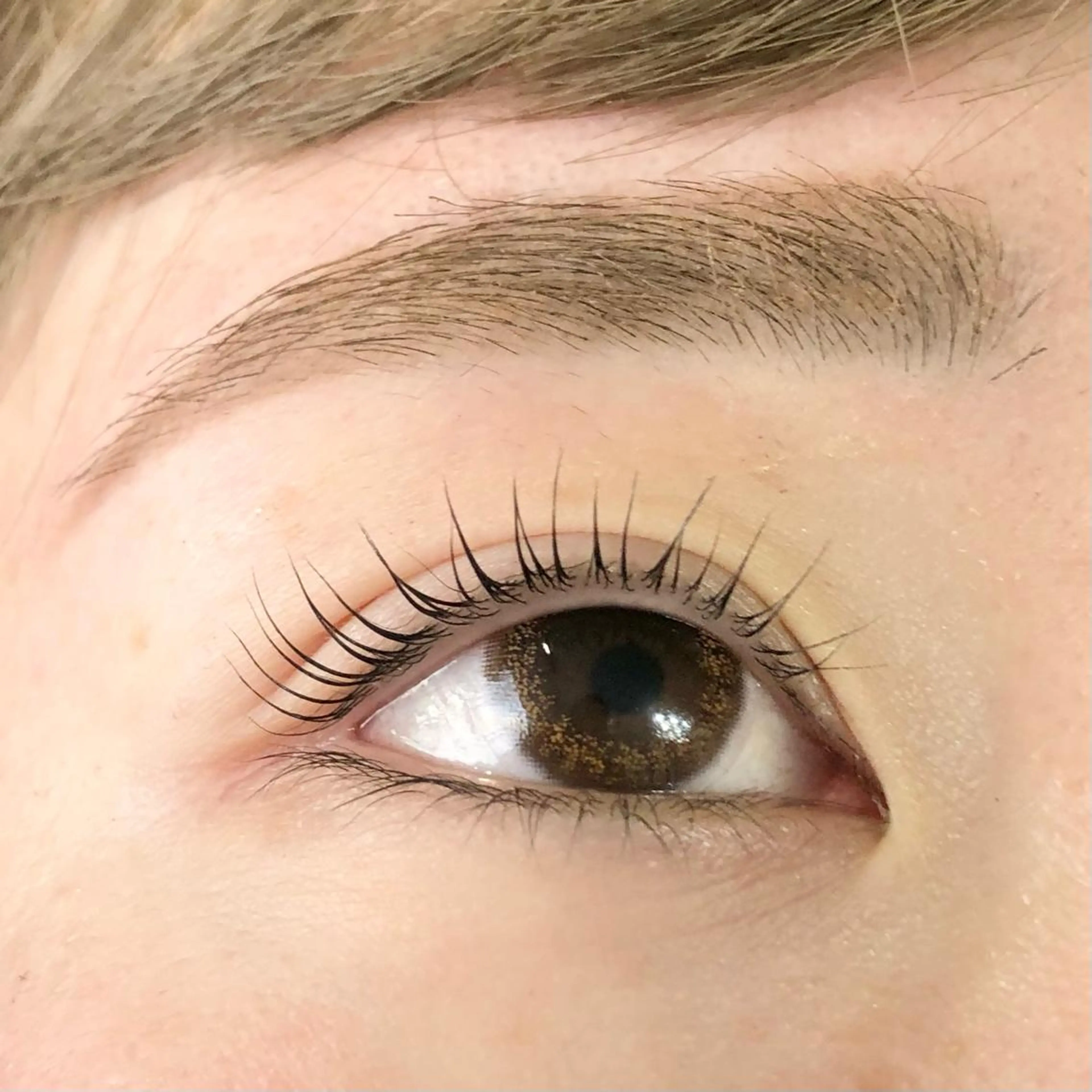 マツエク・マツパ パリジェンヌラッシュリフト LA PERLE所属・LA PERLEのマツエク・マツパデザイン