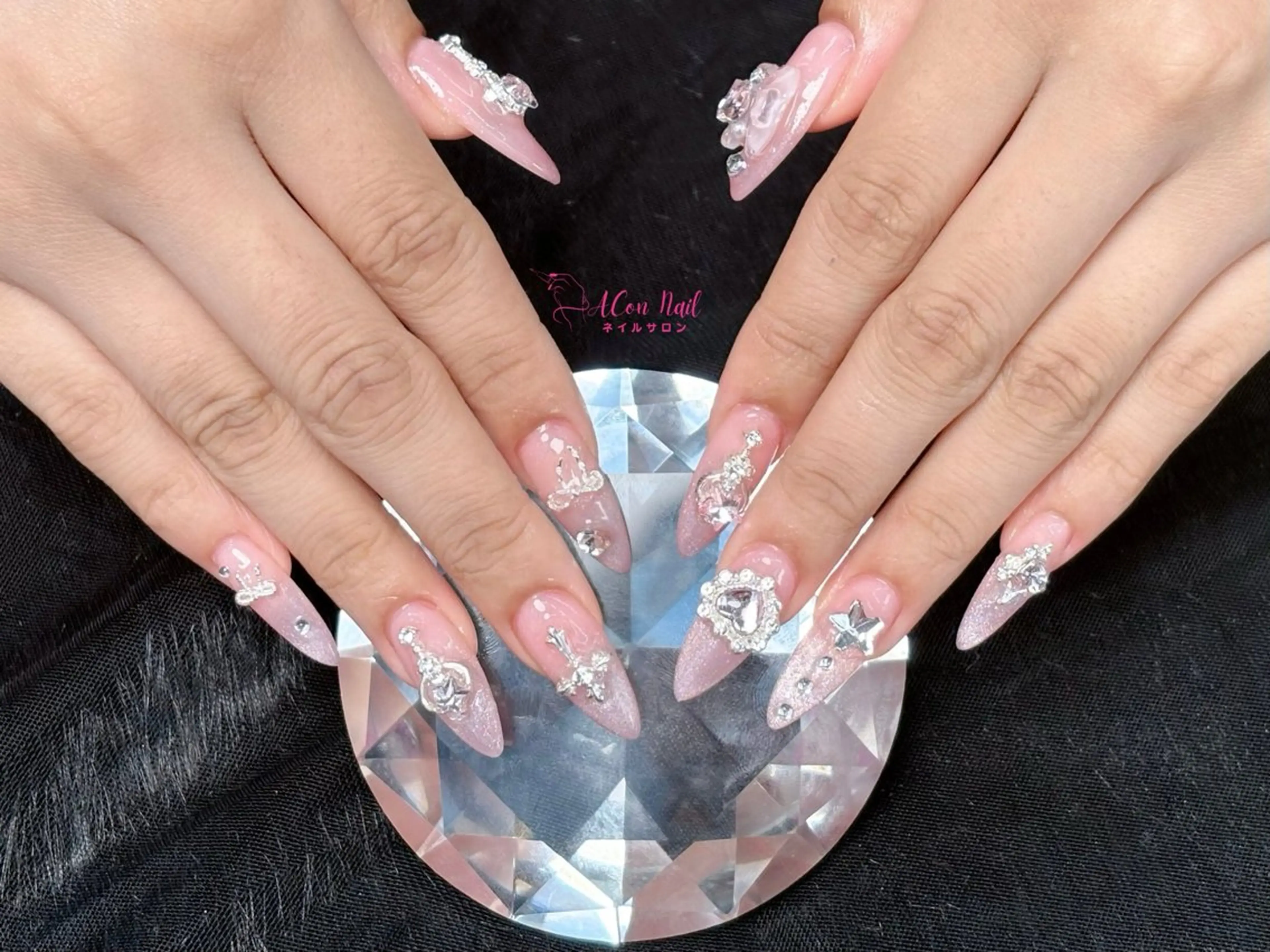 ネイル 桜ネイル 長さ出し フラワーネイル フレンチネイル ジェルネイル ハンドネイル AConNailSalon所属・ACon NailSalonのネイルデザイン