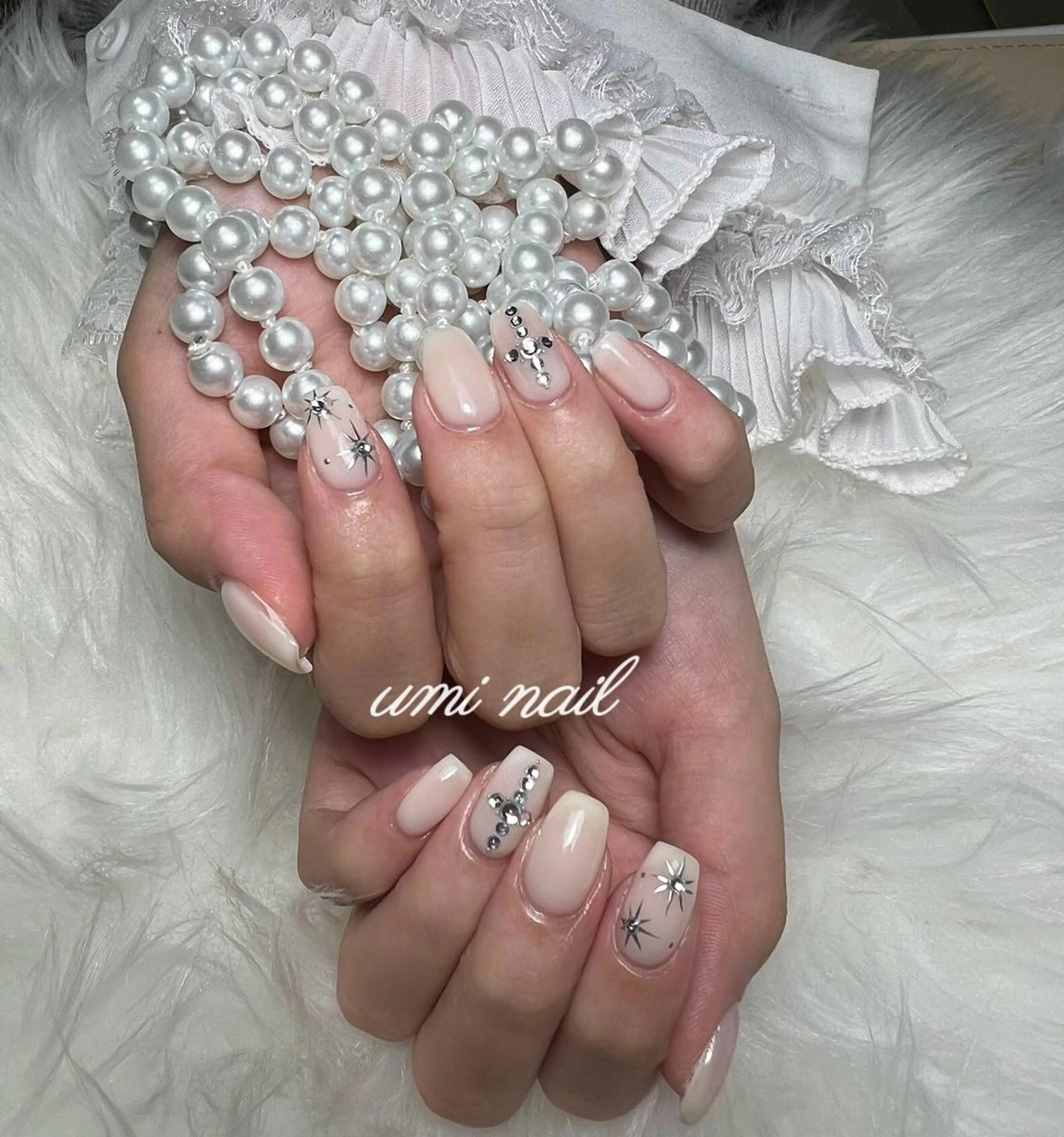 ネイル アートネイル ジェルネイル グラデーション キラキラネイル 韓国ネイル ハンドネイル ハンドケア LUXE NAIL SALONのネイルデザイン