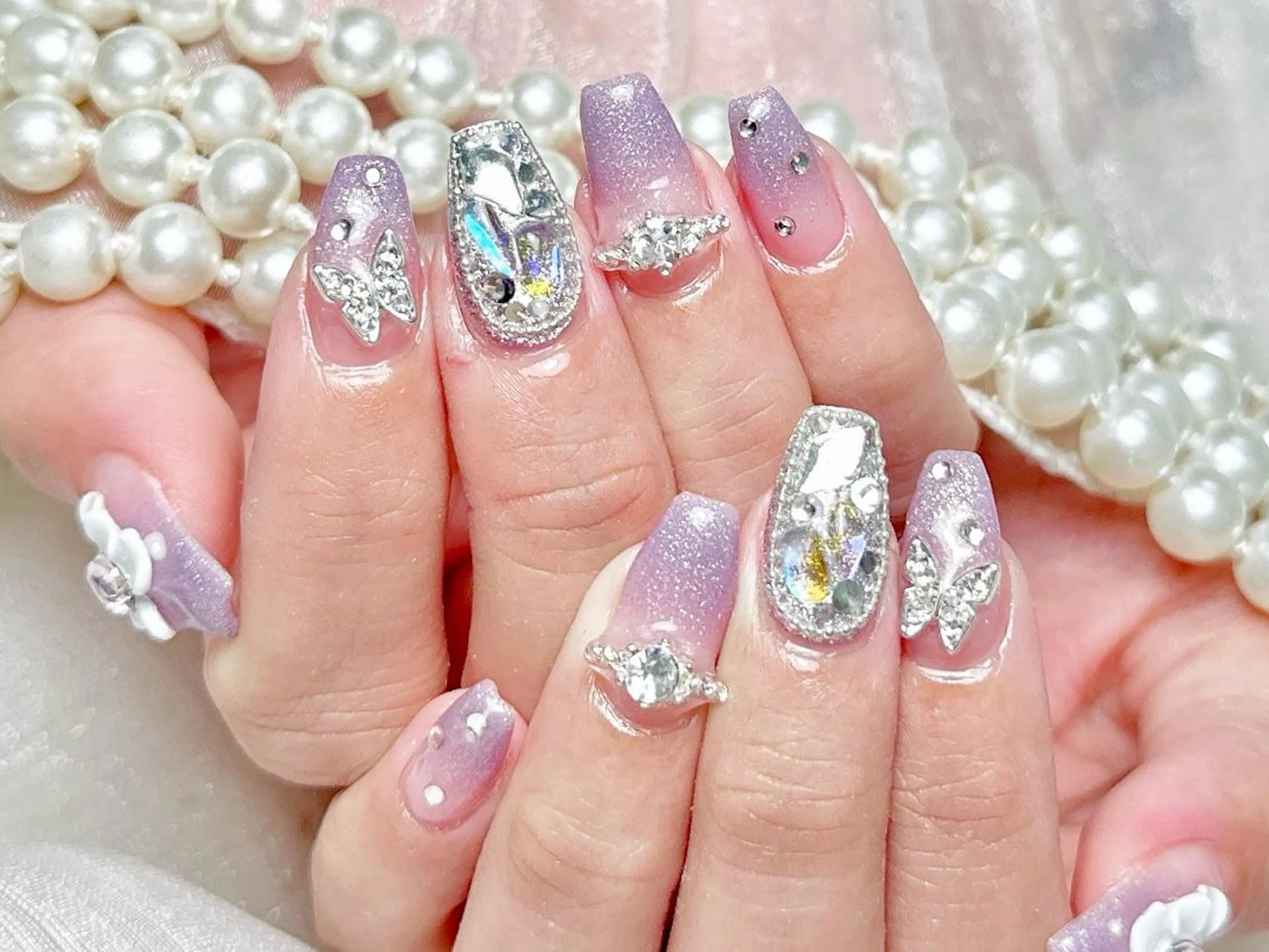 ネイル Hanya 🌈のネイルデザイン