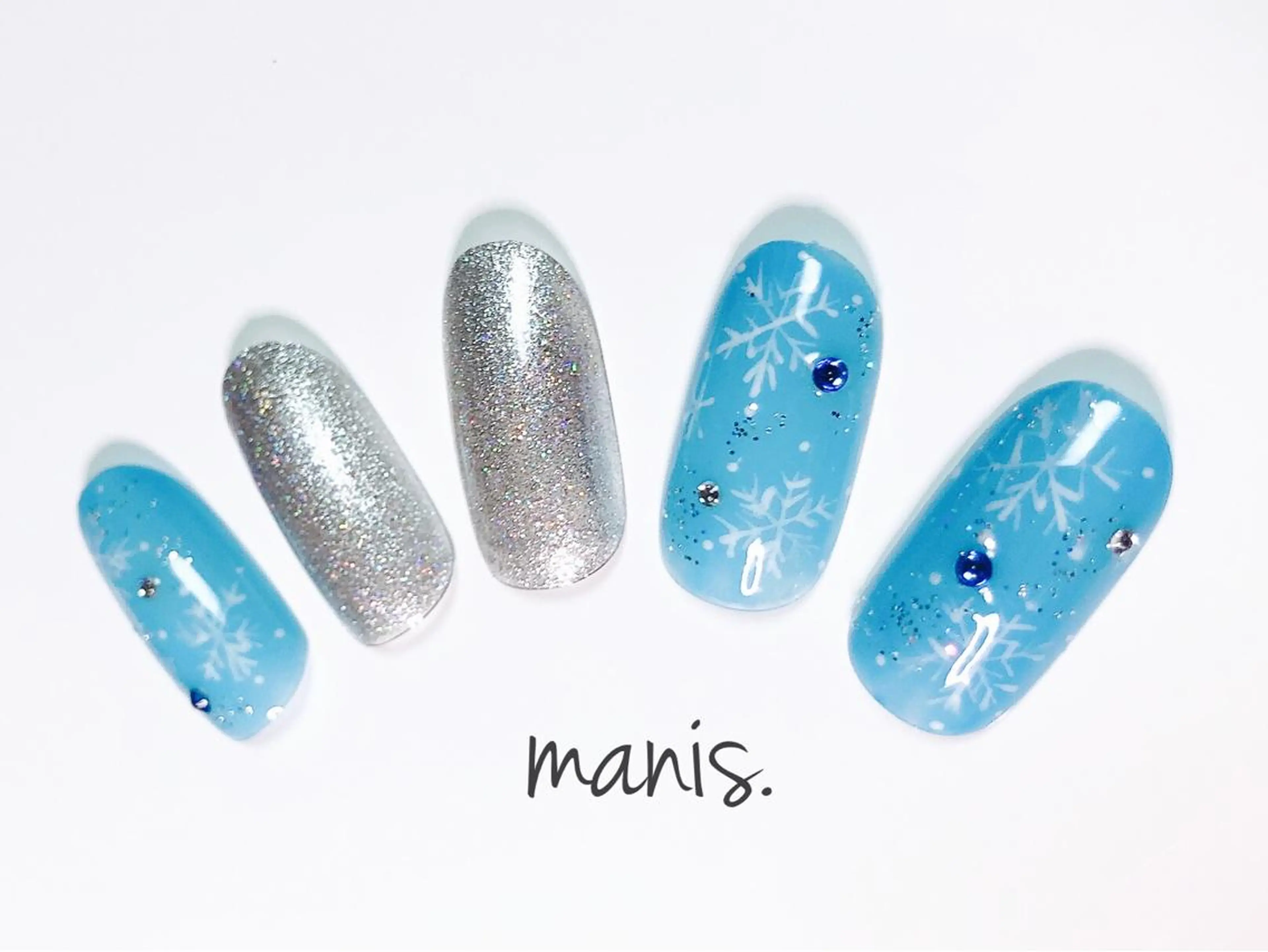ネイル manis .のネイルデザイン