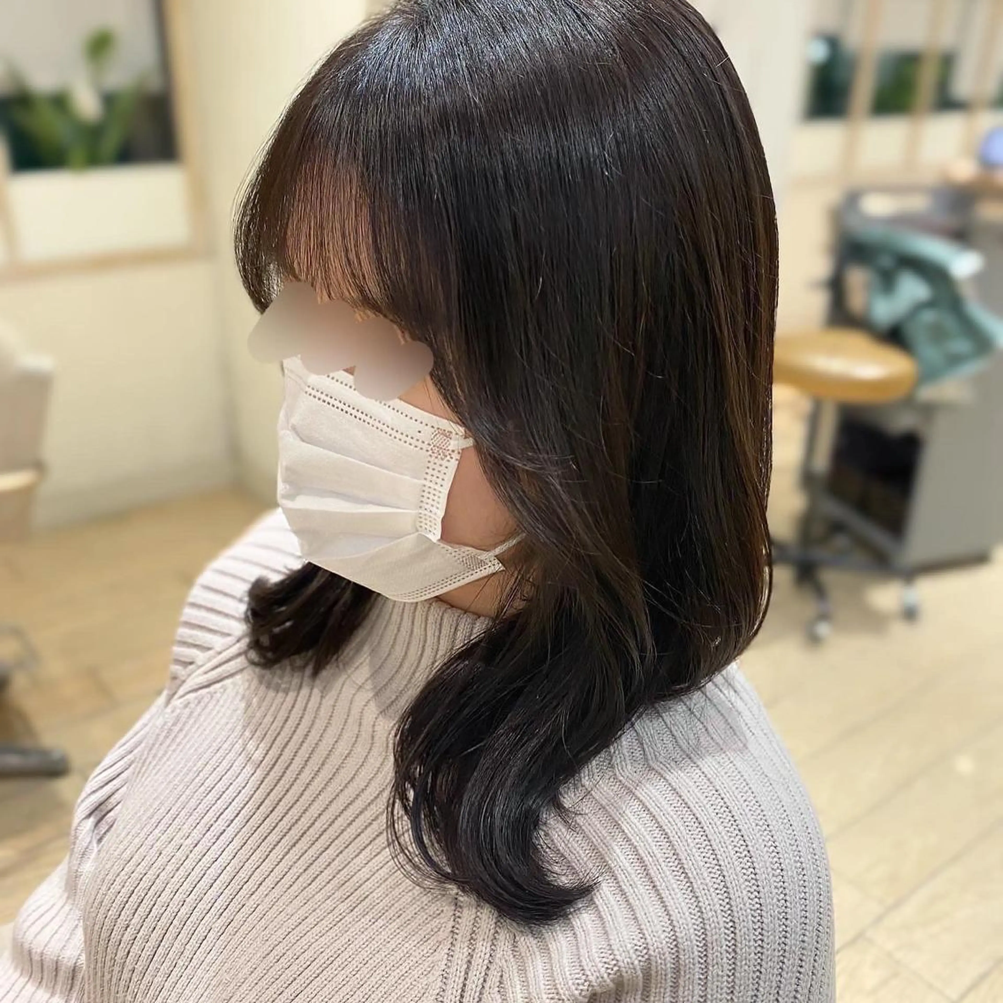 ミディアム カラー ショコラグレージュ グレージュ くびれヘア 顔周り/くびれヘア 韓国ヘア💕風間るなのヘアスタイル