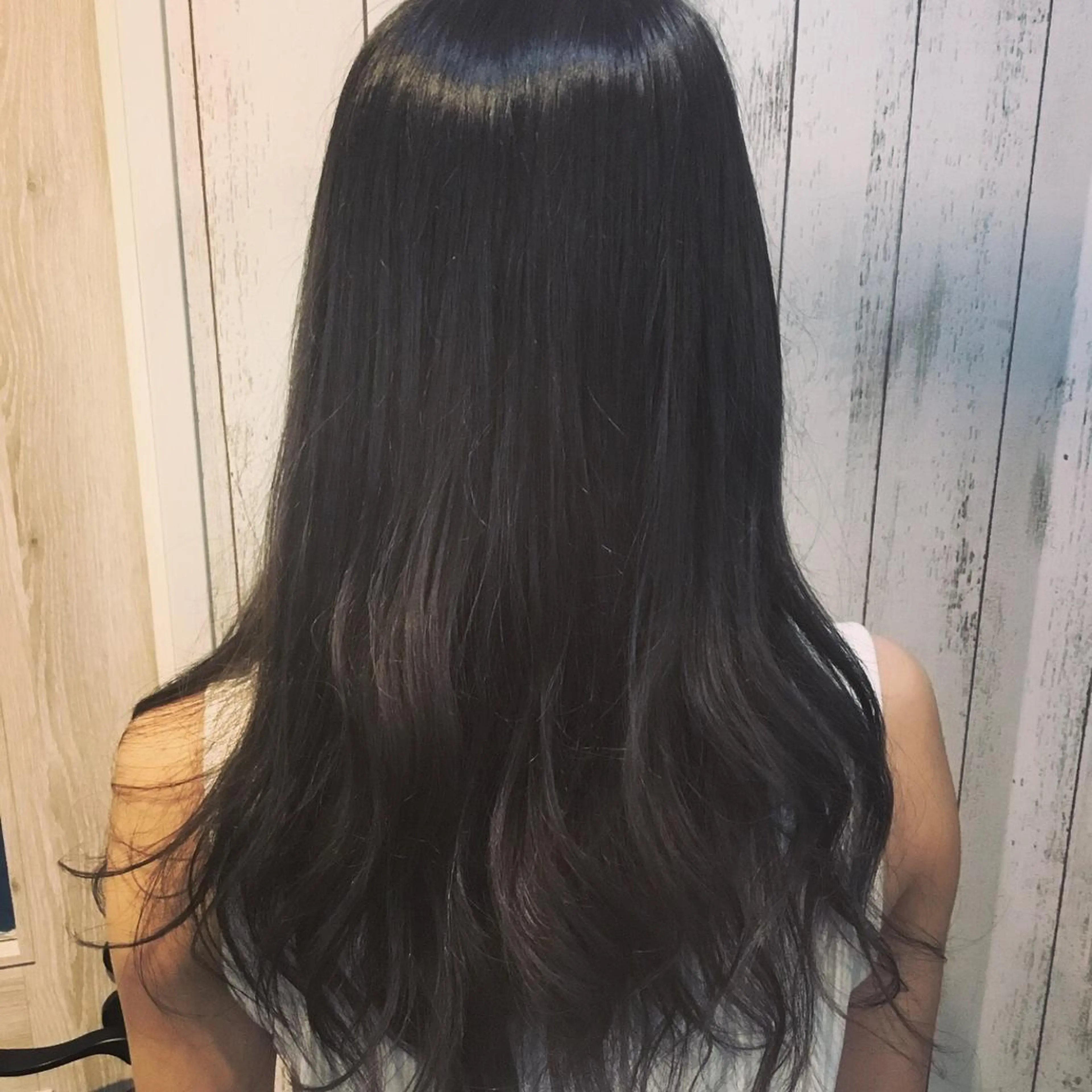 ロング カラー embrace エンブレイスのヘアスタイル