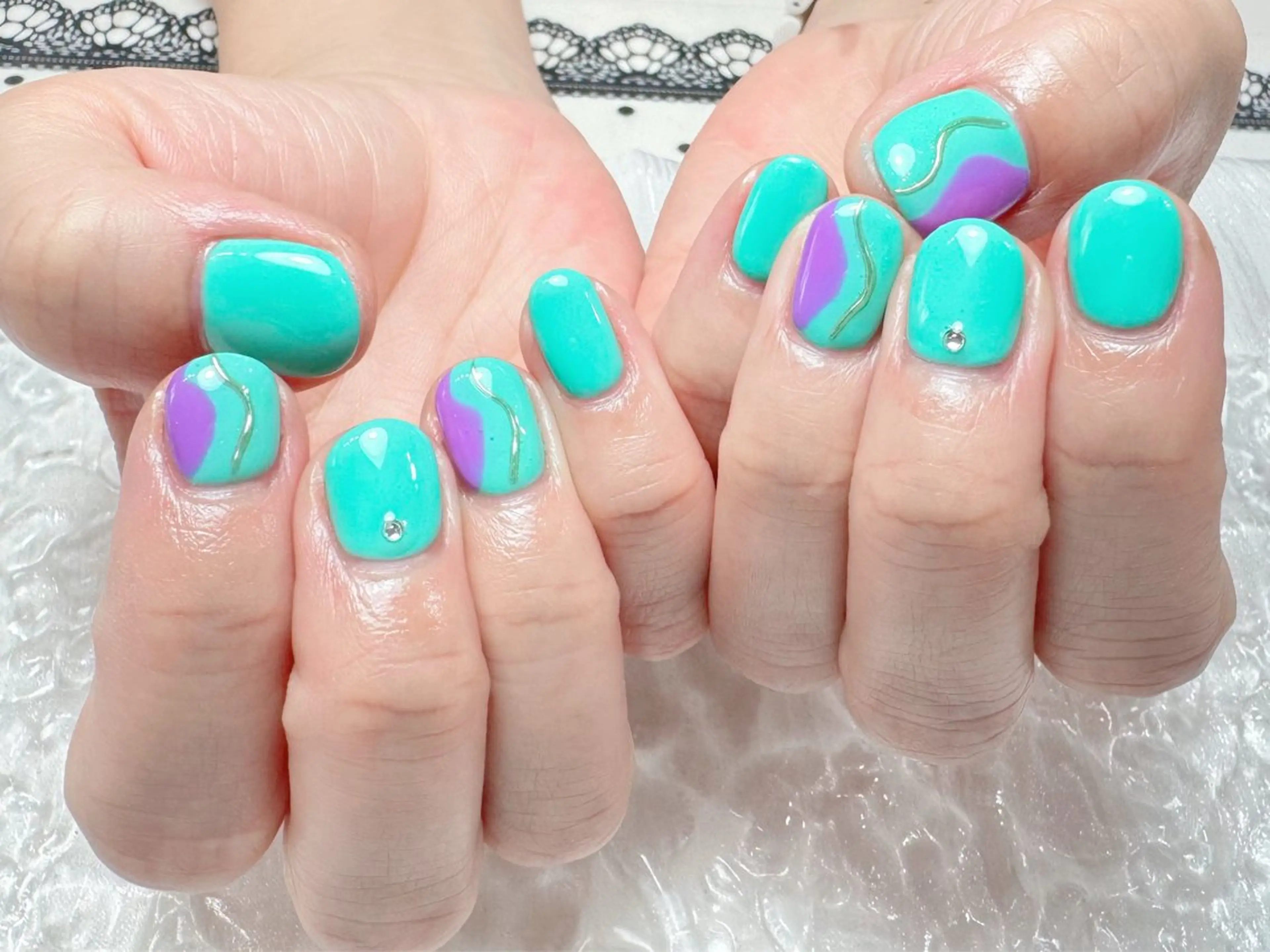 ネイル ハンドネイル マジックミラー所属・マジック ミラーのネイルデザイン