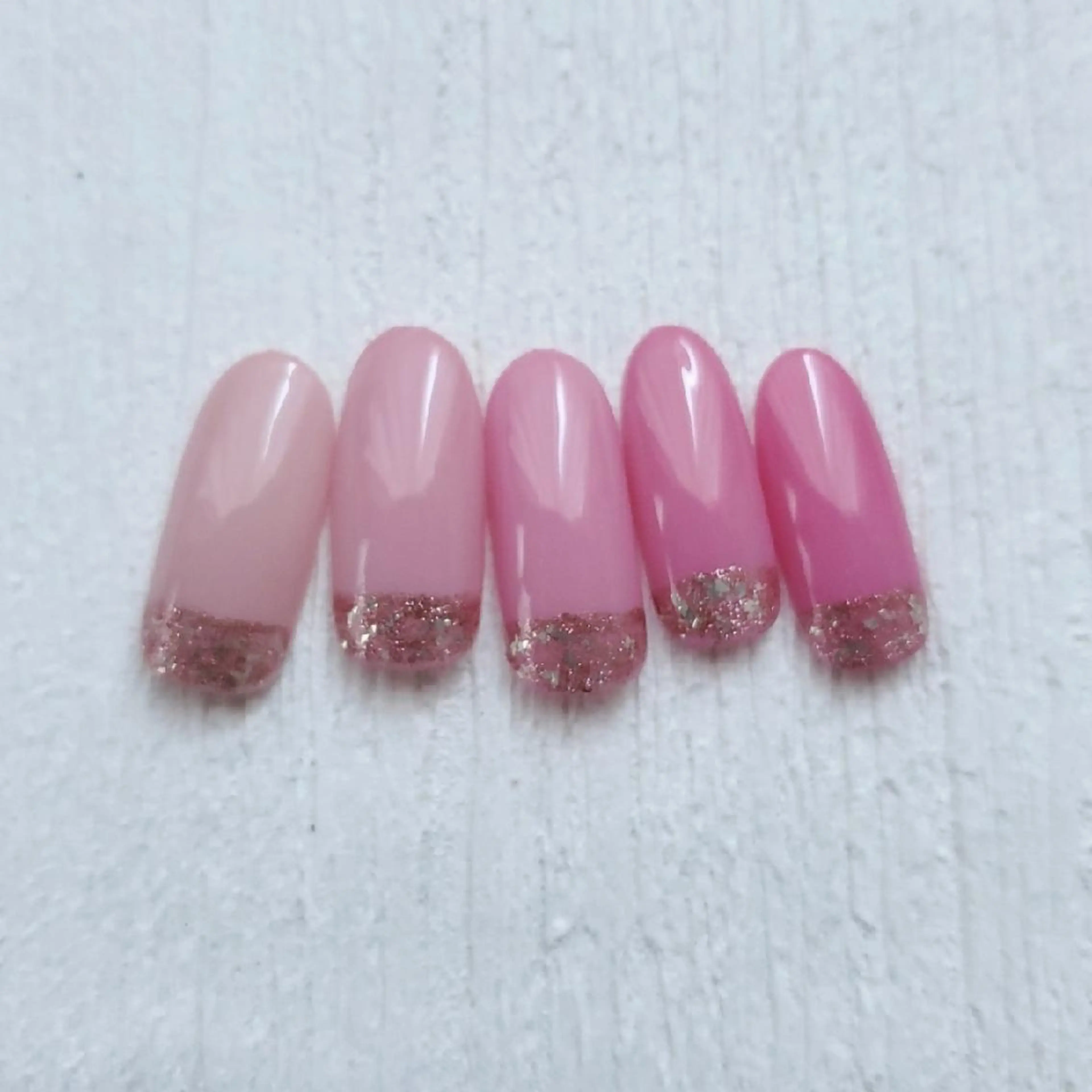 ネイル グラデーション ネイル＆フットケアサロンアイアムアイ所属・ネイリスト モリシタのネイルデザイン