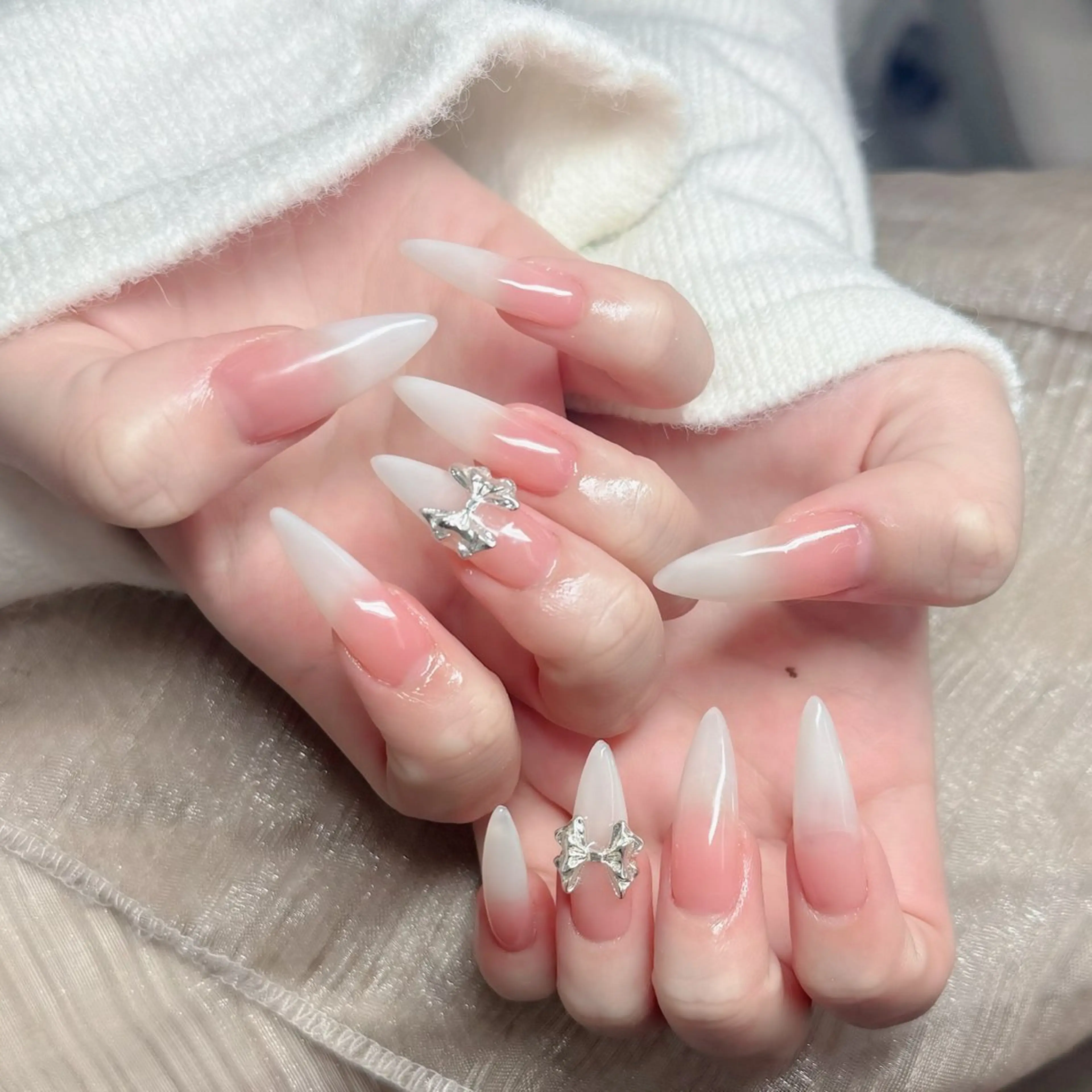 ネイル アートネイル フレンチネイル ジェルネイル 韓国ネイル マグネットネイル ハンドネイル Lenie Nailsのネイルデザイン