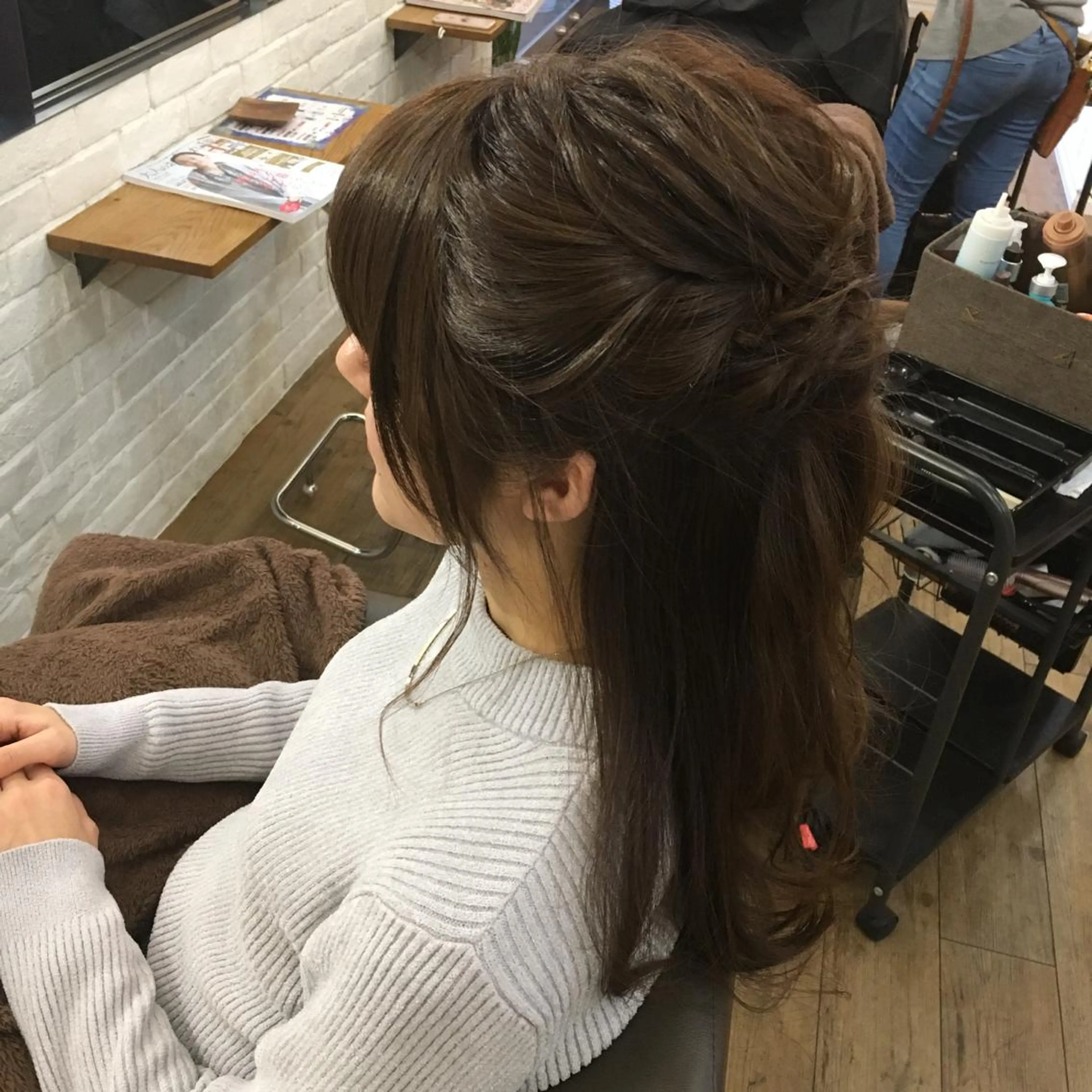 ロング カラー ヘアアレンジ ハーフアップ 上川 美幸のヘアスタイル