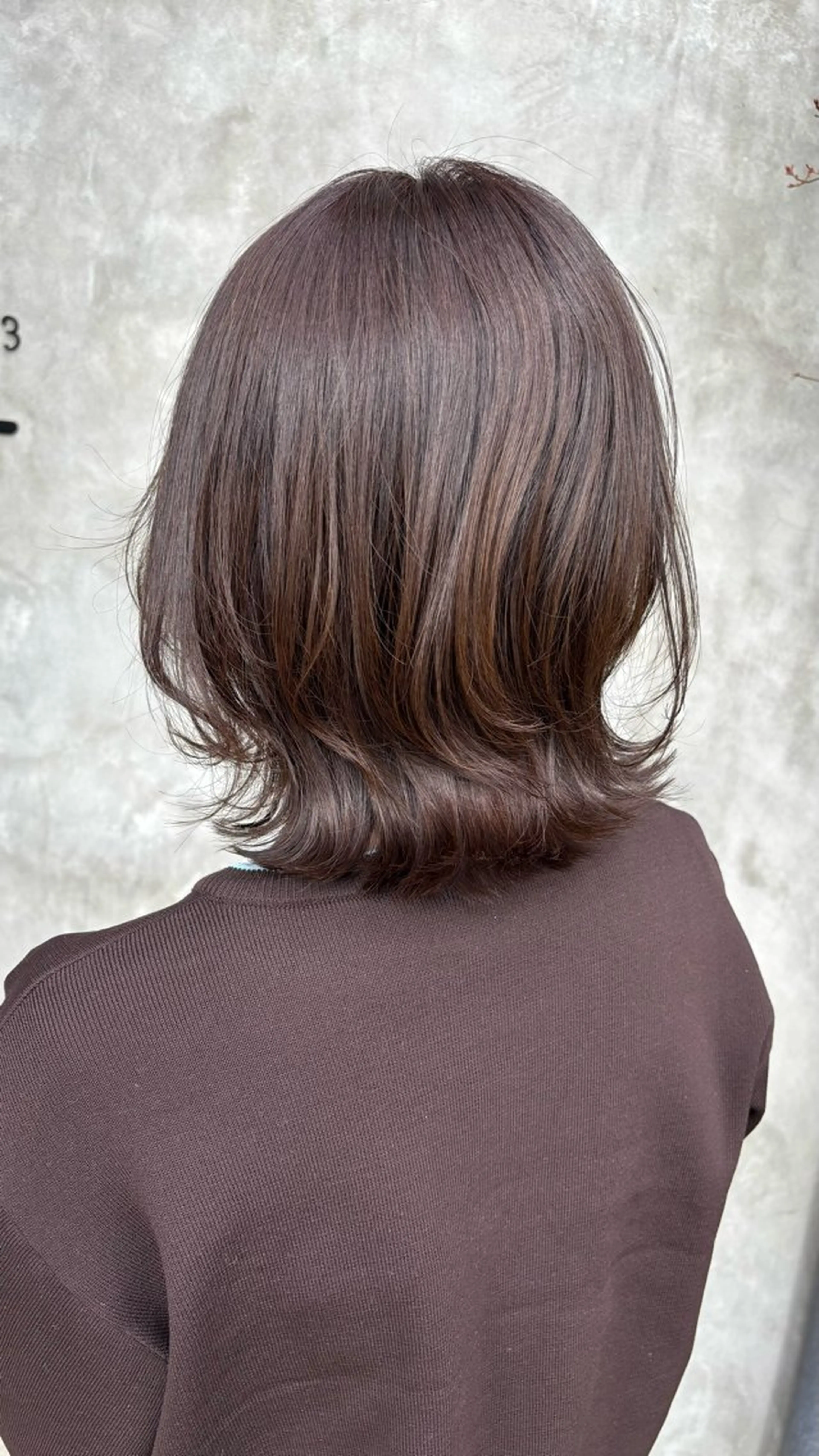 ミディアム カット mata-L23 かのんのヘアスタイル