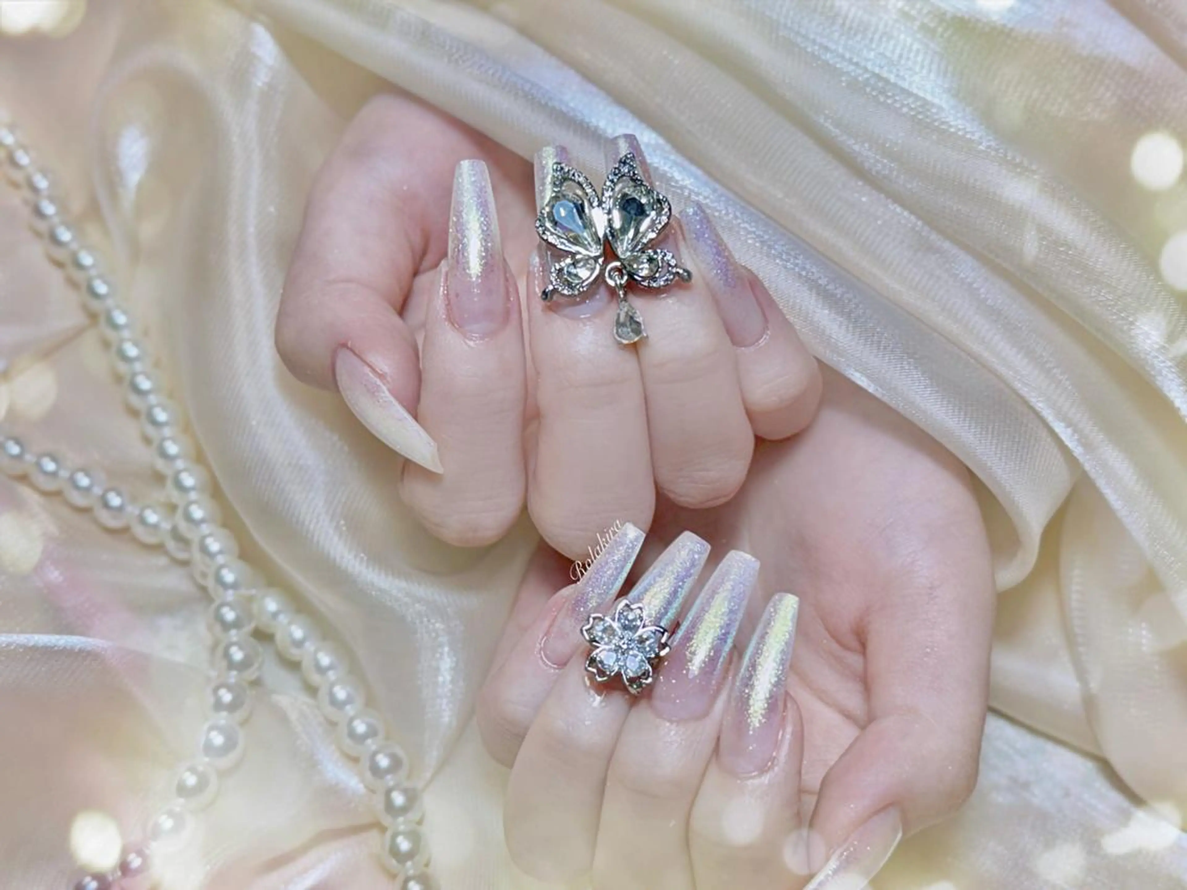 ネイル チークネイル 長さ出し フレンチネイル ジェルネイル 韓国ネイル ハンドネイル Rolakira マニのネイルデザイン