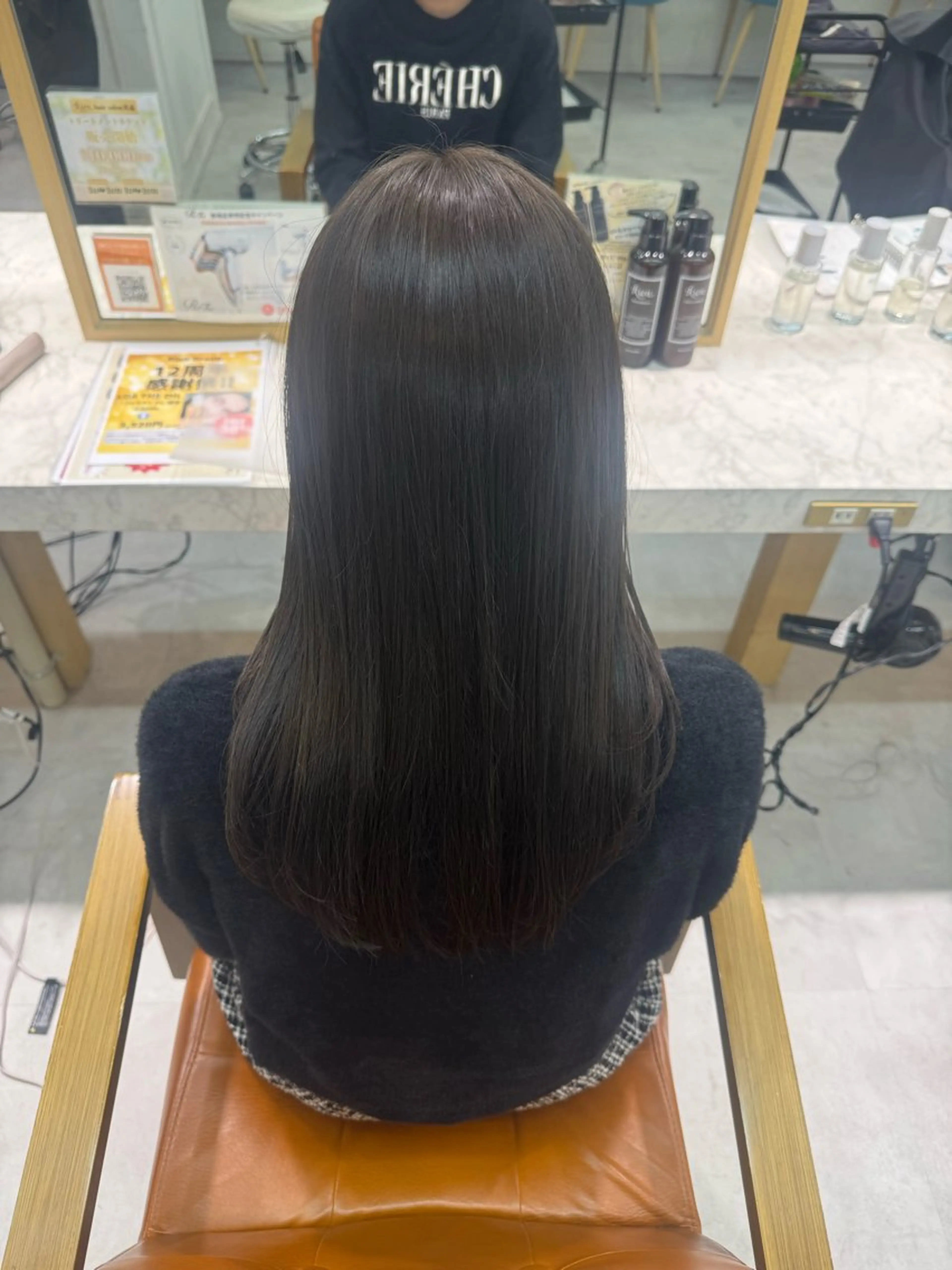 ロング ヘアカラー 野中 悠那のヘアスタイル
