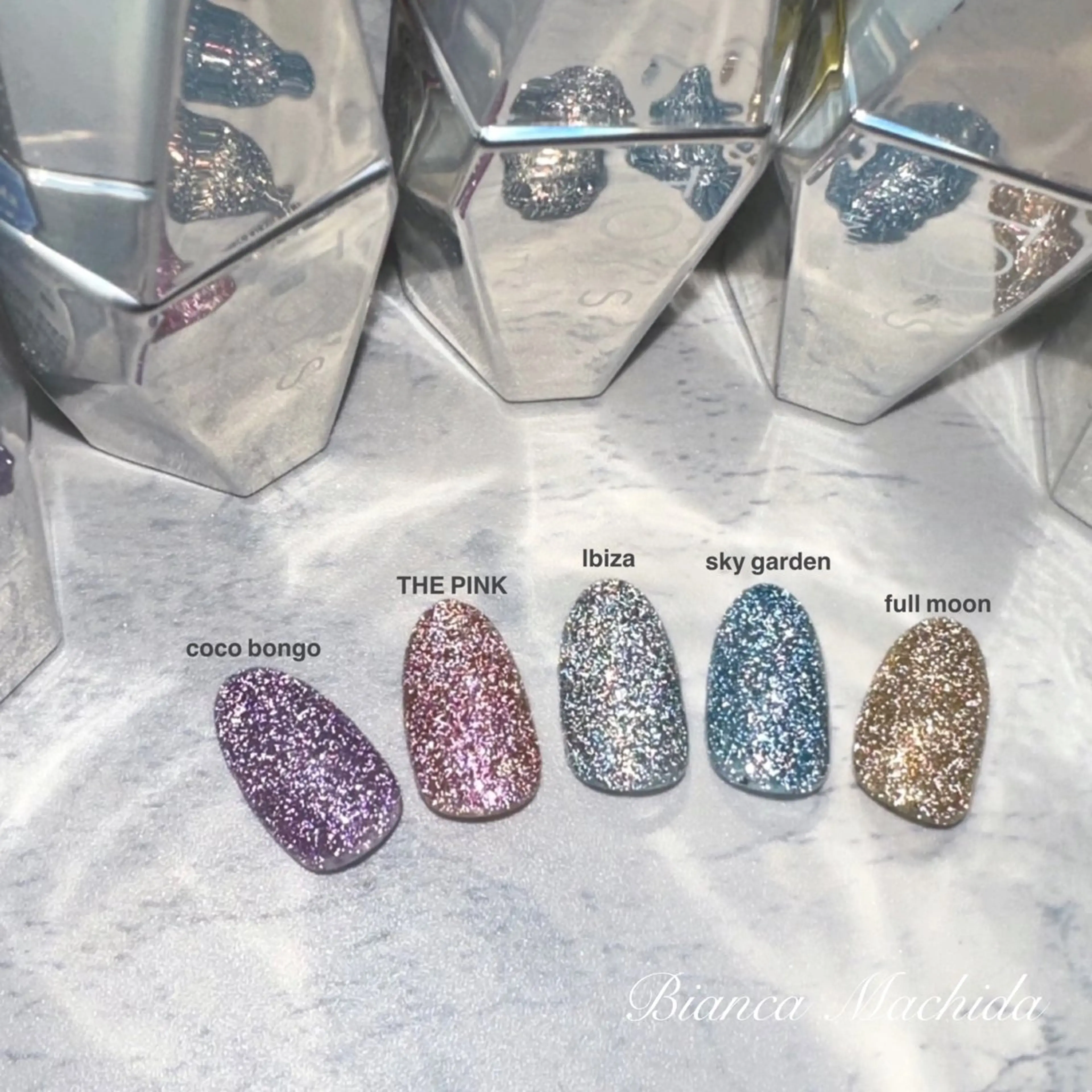 【✨️初回ソフトオフ無料✨️】｛オフあり｝フット マグネットorフラッシュワンカラー〖N￥7,180 R￥8,180〗の写真