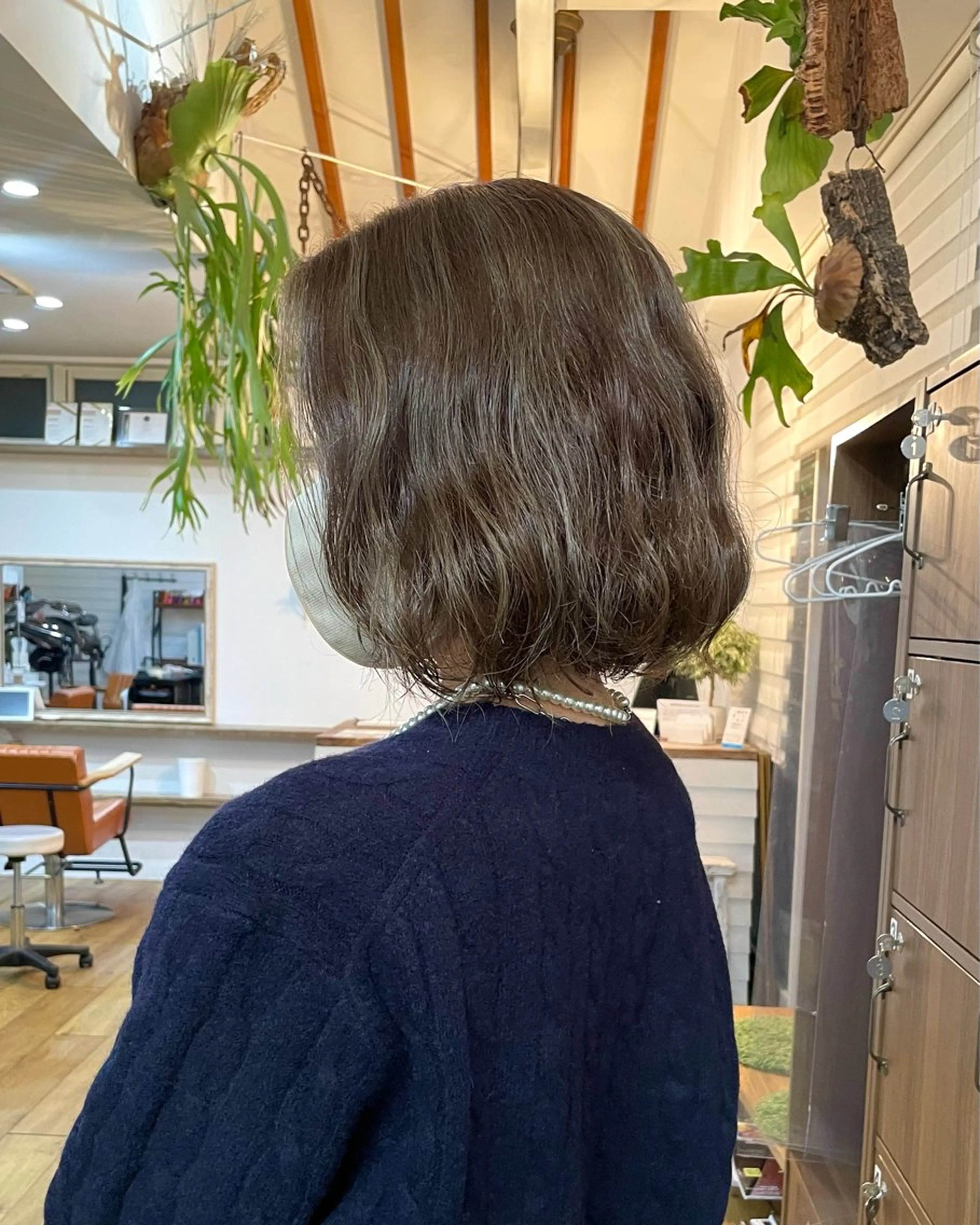 ミディアム カラー ボブ 奥田 誠司のヘアスタイル