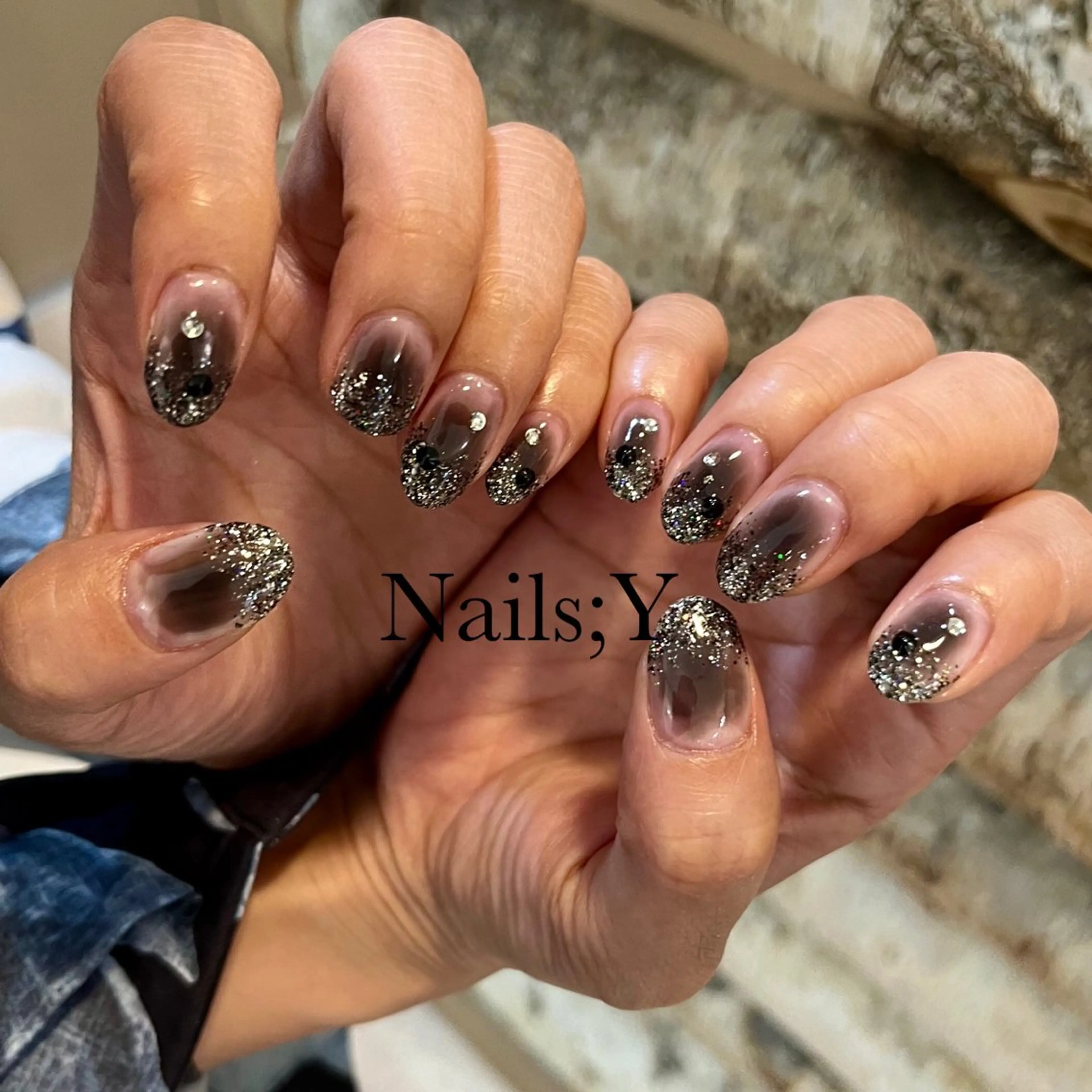 ネイル チークネイル ジェルネイル ラメ(グリッター) パラジェル シルバー yo koのネイルデザイン