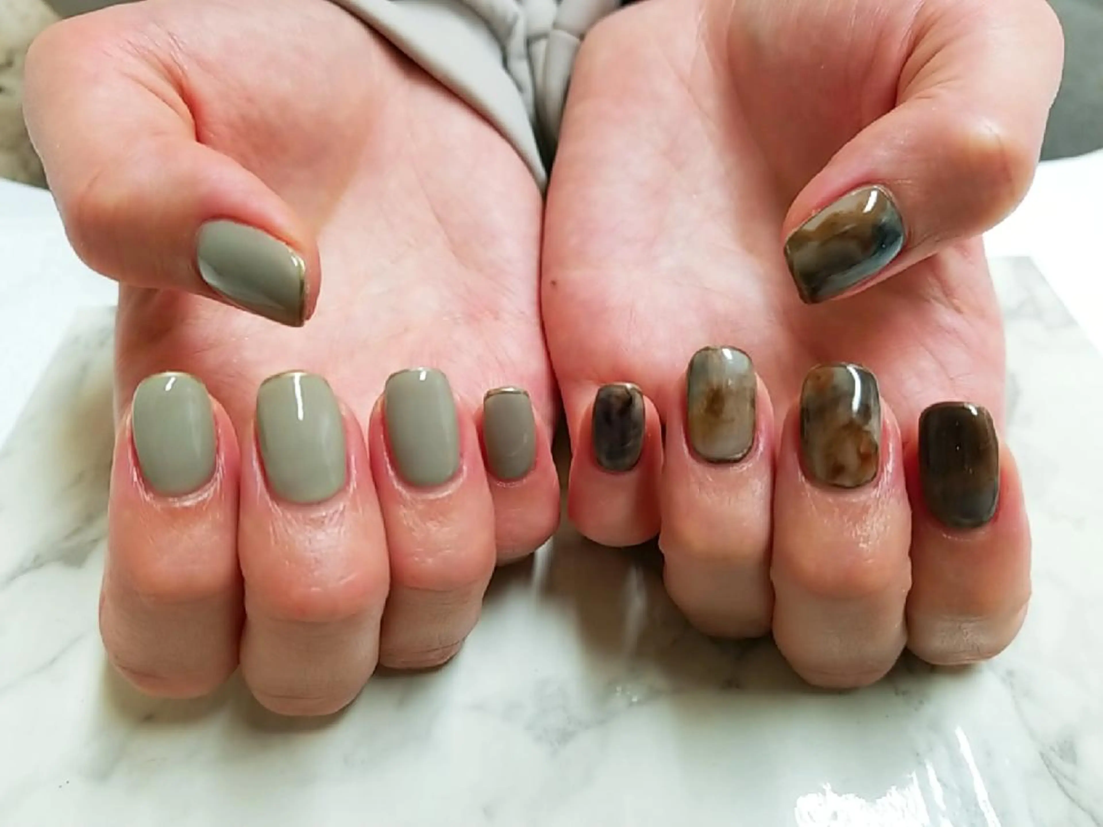 ネイル アートネイル ジェルネイル 持ち込み ニュアンスネイル パラジェル 河野ちえ (雑誌掲載サロン)のネイルデザイン