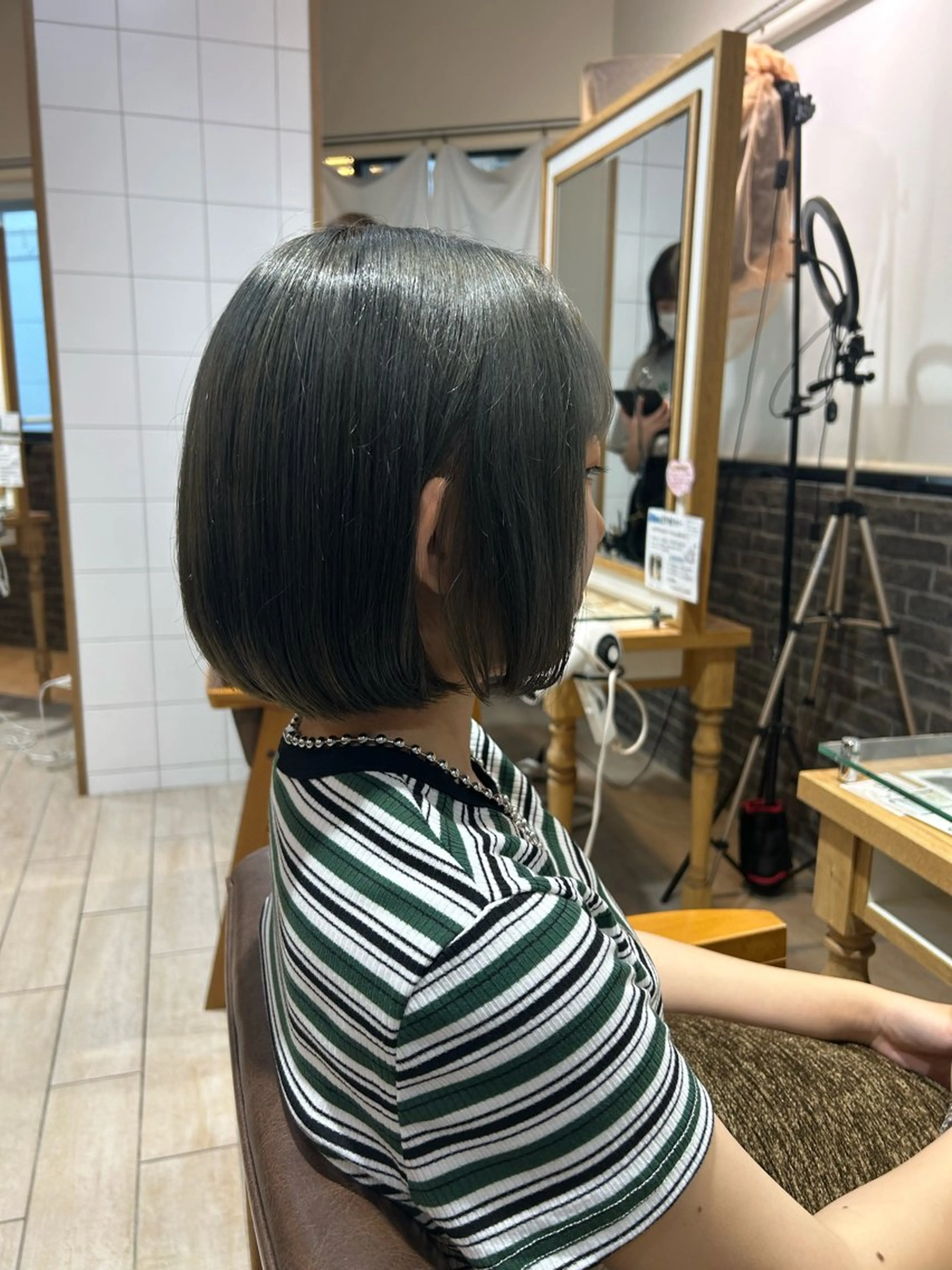 ミディアム カット ヘアカラー Ami 🕊‎✨のヘアスタイル