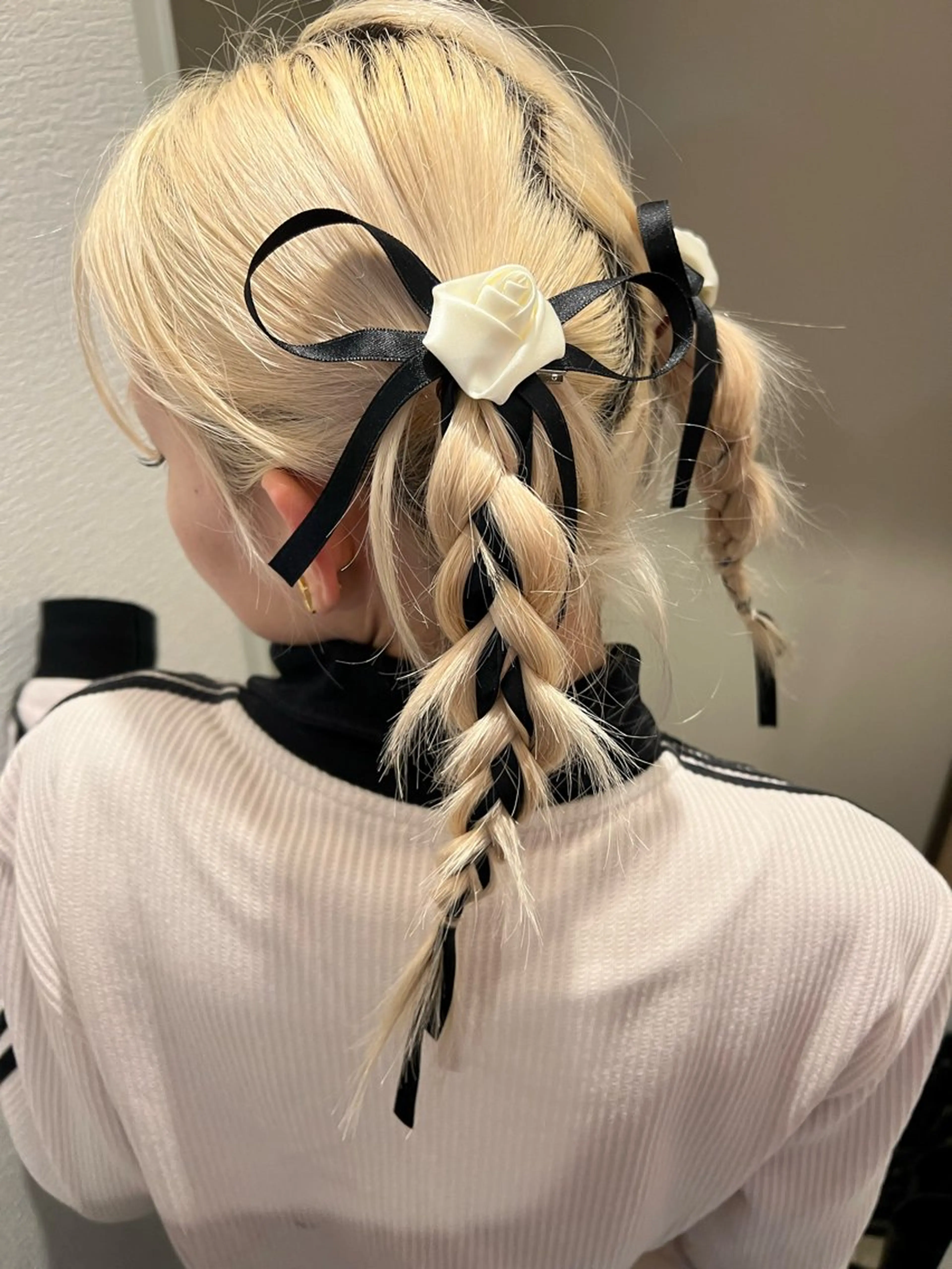 ミディアム いざわりお /梅田/ブリーチのヘアスタイル