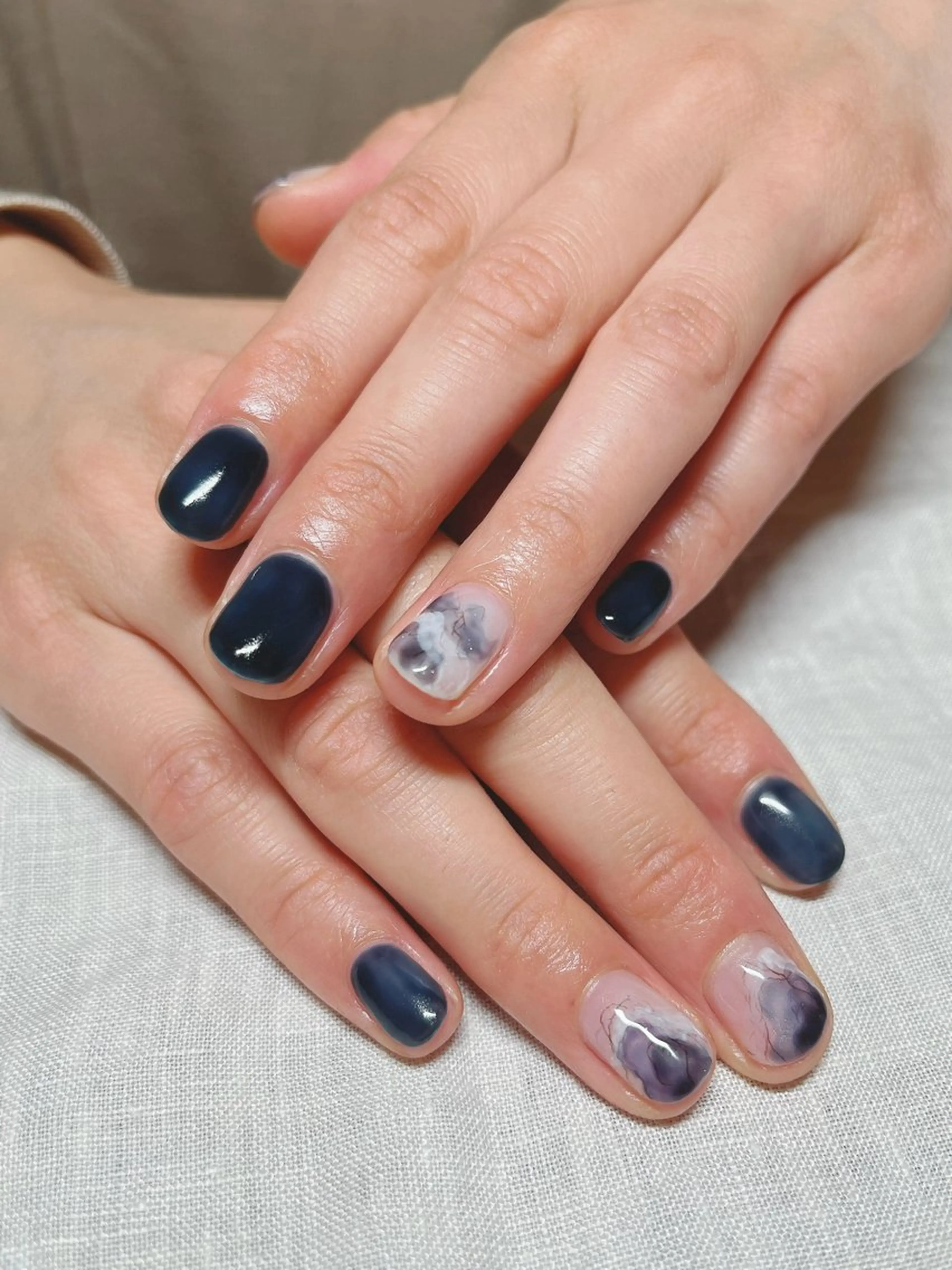 ネイル 持ち込み ニュアンスネイル ワンカラーネイル atelier mofのネイルデザイン