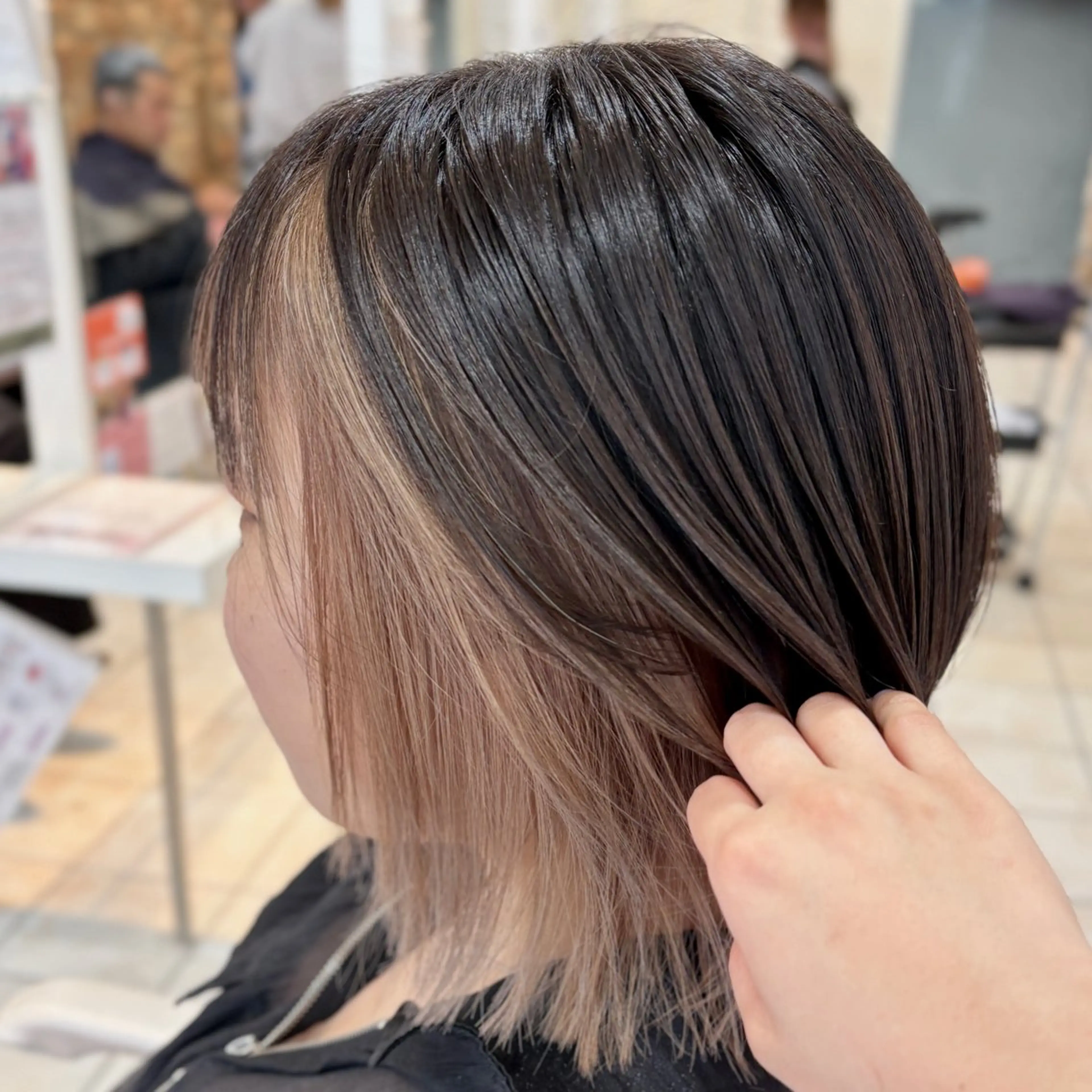 ショート カラー ブリーチ/ヘアセット 【𝙍𝙞𝙣𝙤】のヘアスタイル