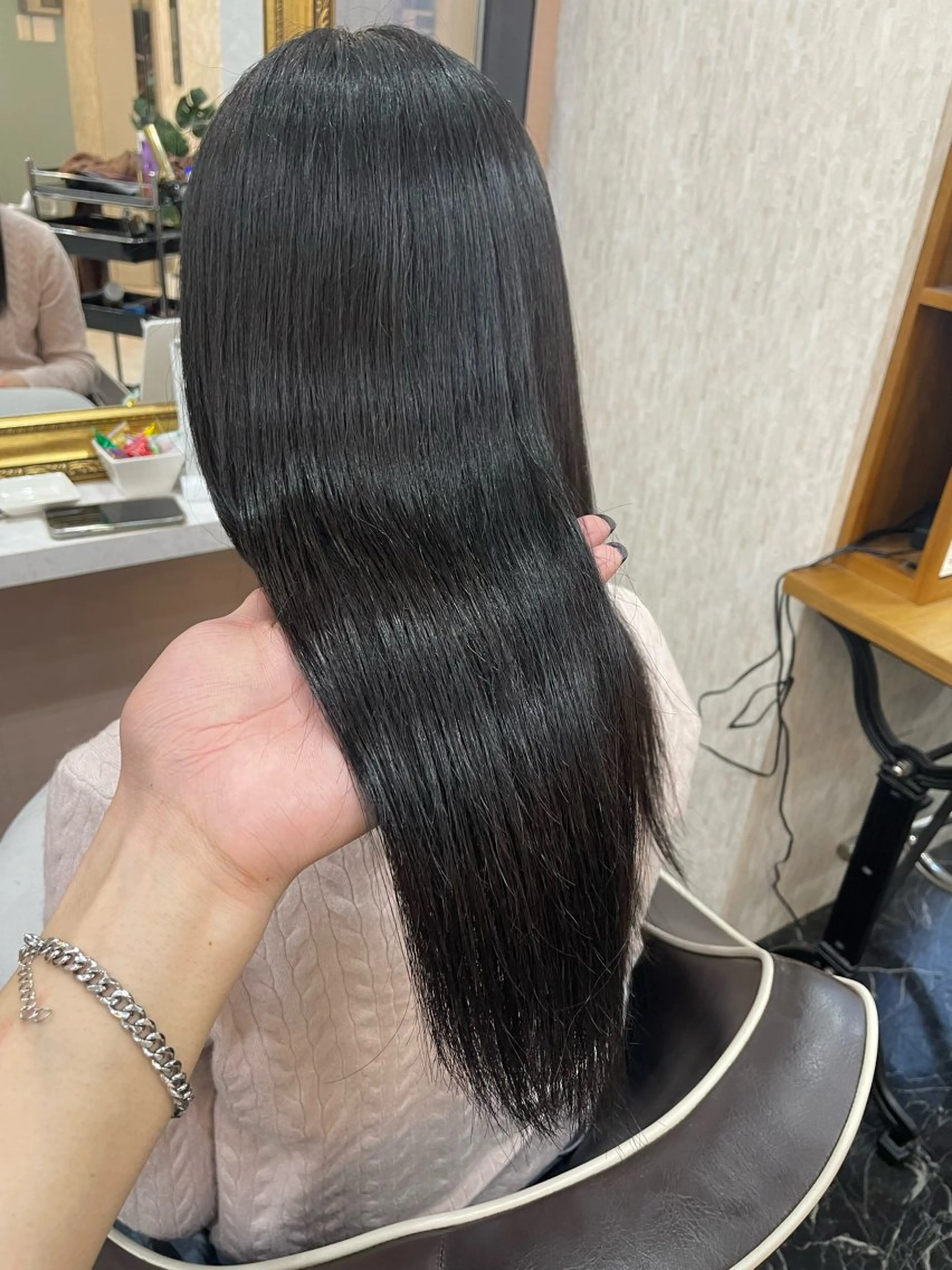 💜カット+リタッチ縮毛矯正(6センチまで)+3stepトリートメント💜の写真