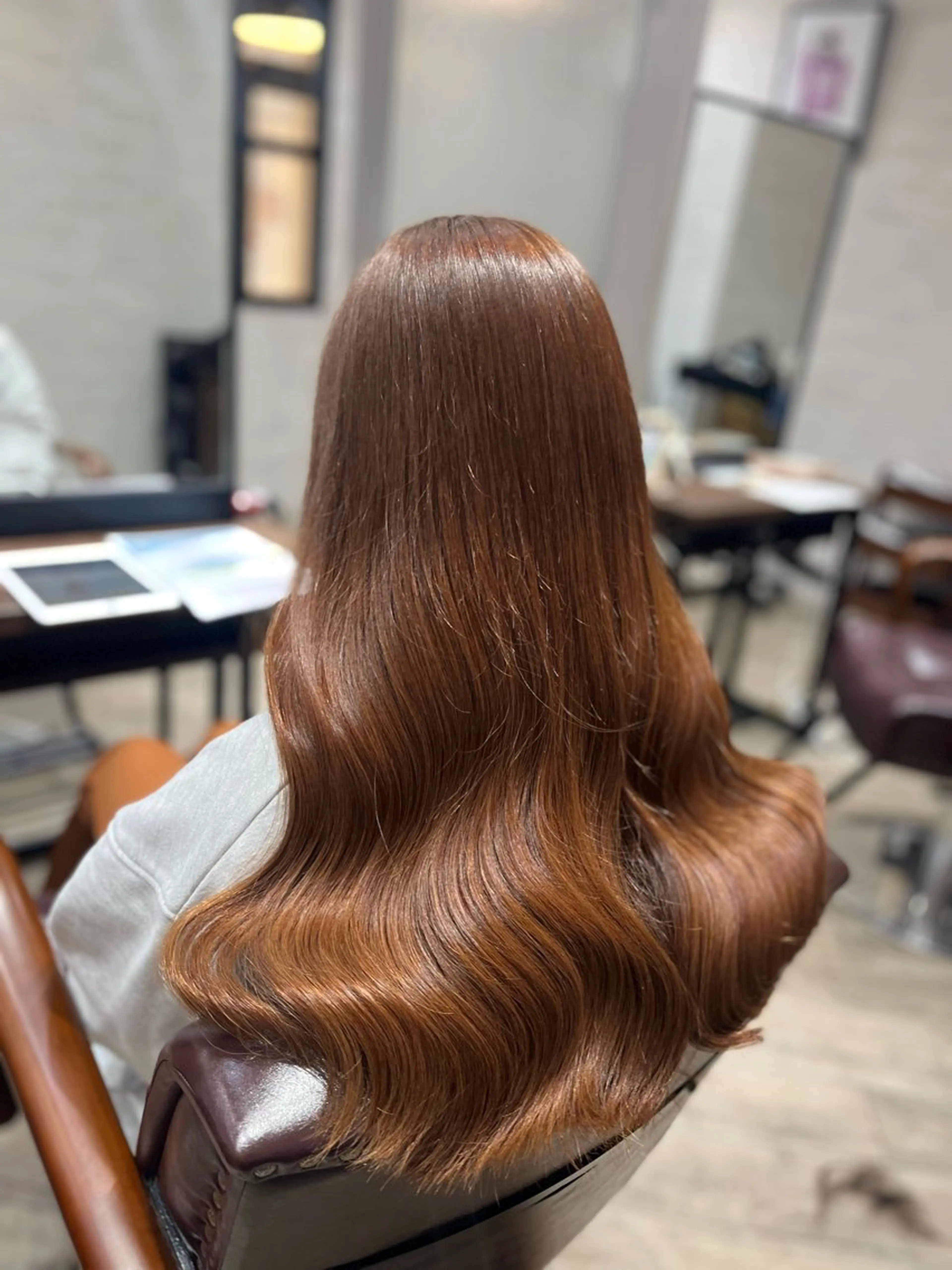 ロング カラー オレンジ 髪質改善 トリートメント 🫧ぷる艶カラー🫧 Yuubi🦩のヘアスタイル