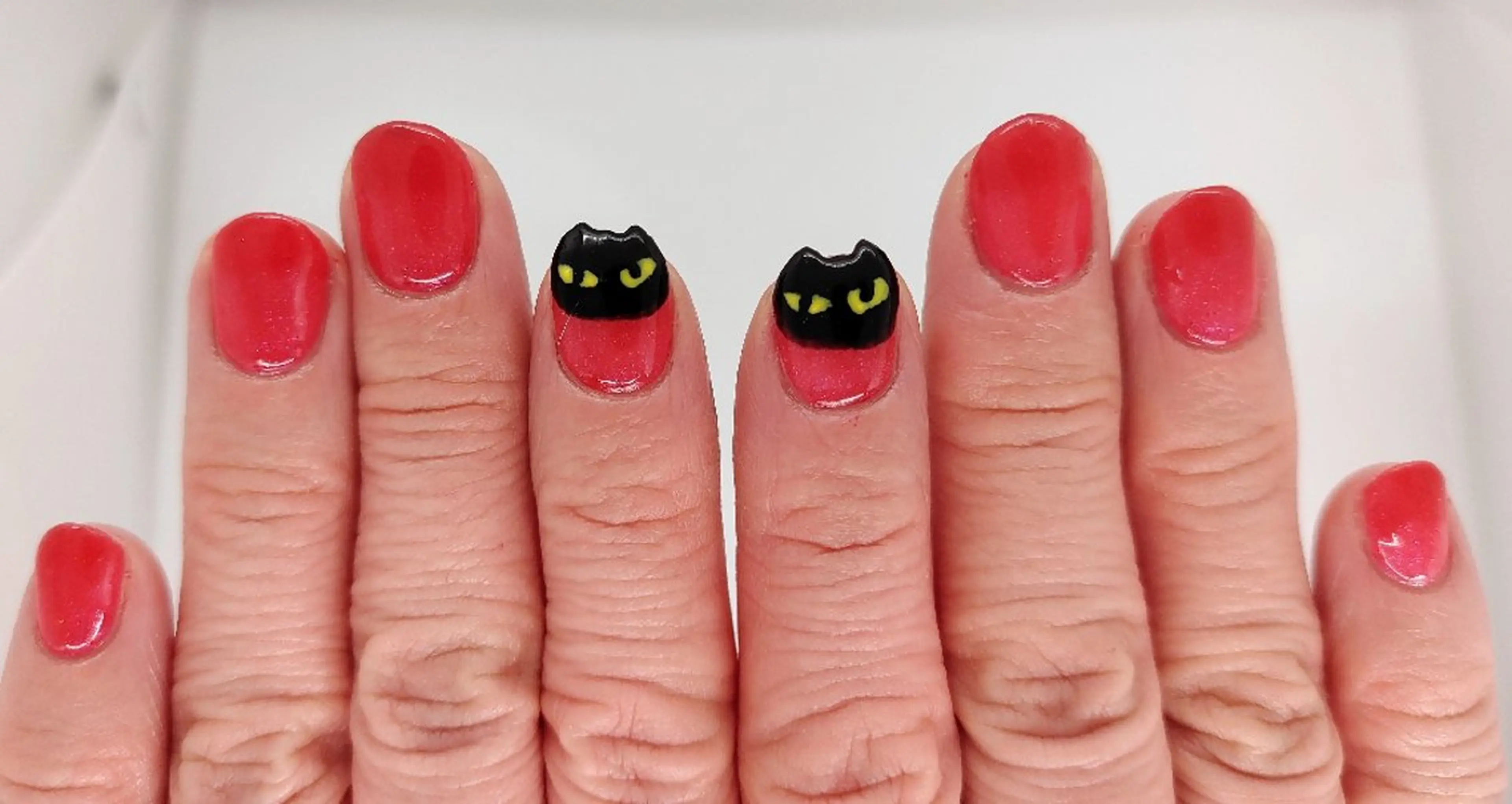 ネイル 千葉家蘭磨ネイル♣所属・千葉家蘭磨ネイル♣と タイ古式マッサージのネイルデザイン