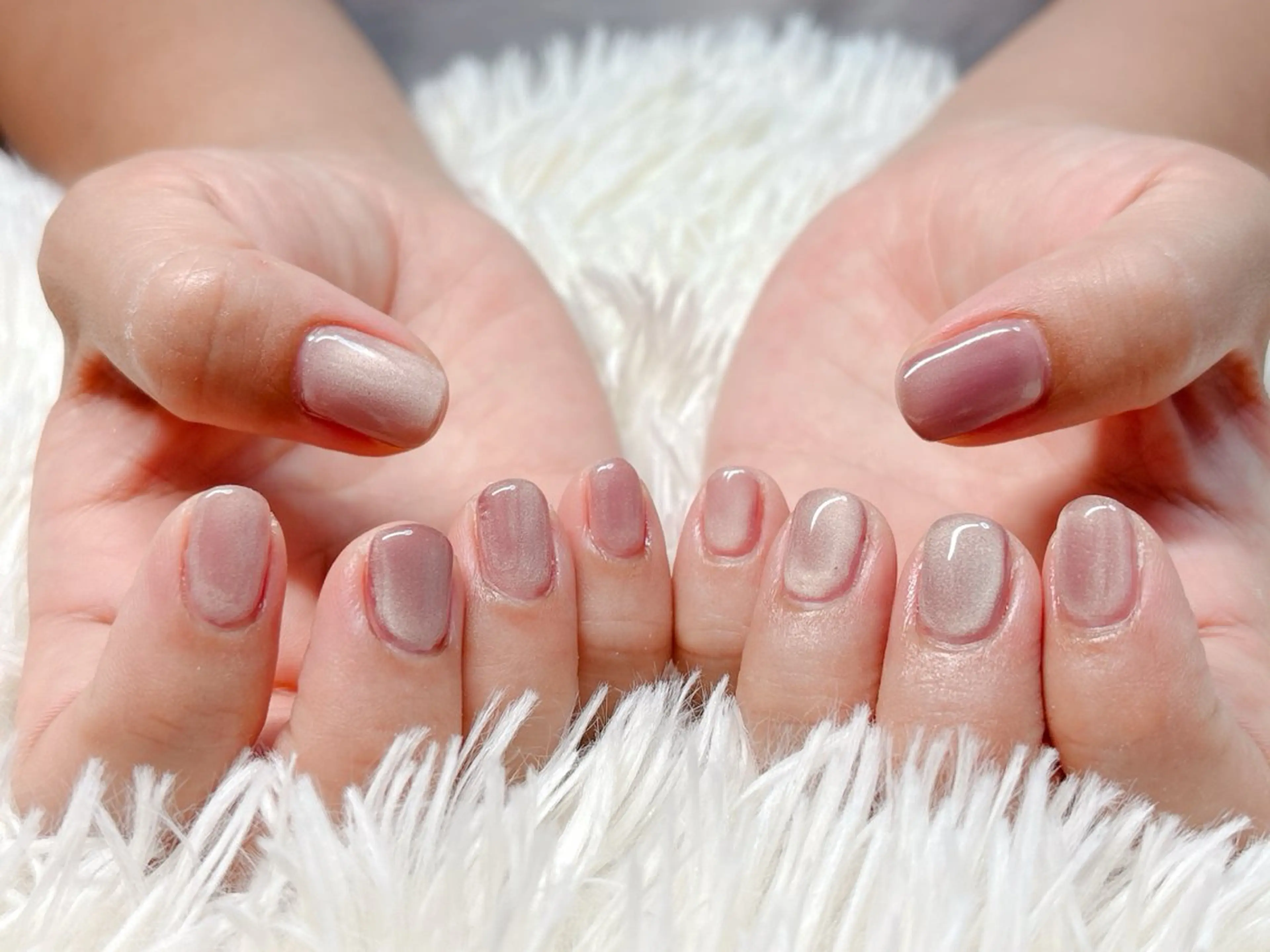 ネイル ハンドネイル パッチリオメメ Lianaのネイルデザイン