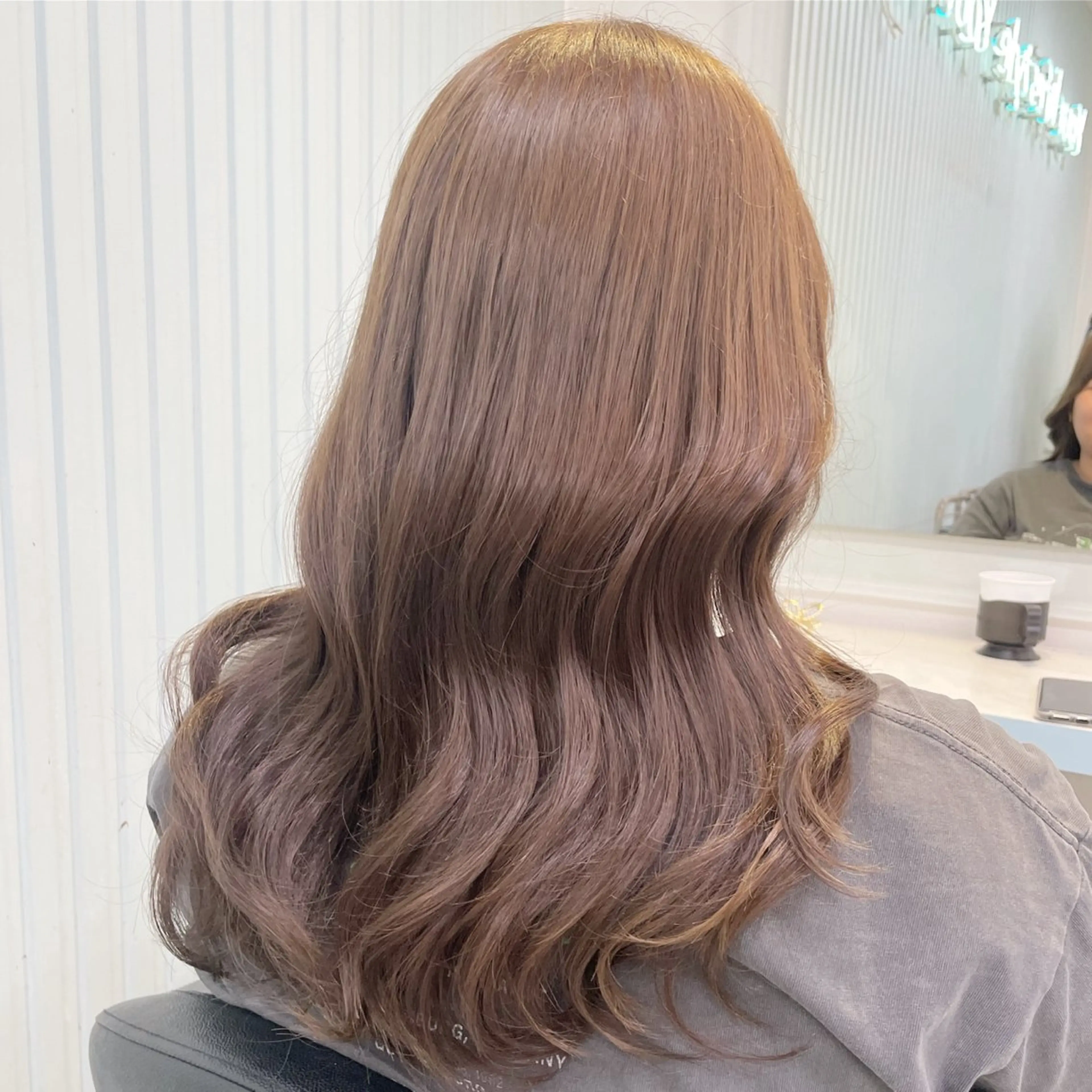 セミロング カラー ヘアカラー Salowin池袋East 店3F所属・【美髪矯正/絹髪】 🎀hinano🎀のヘアスタイル