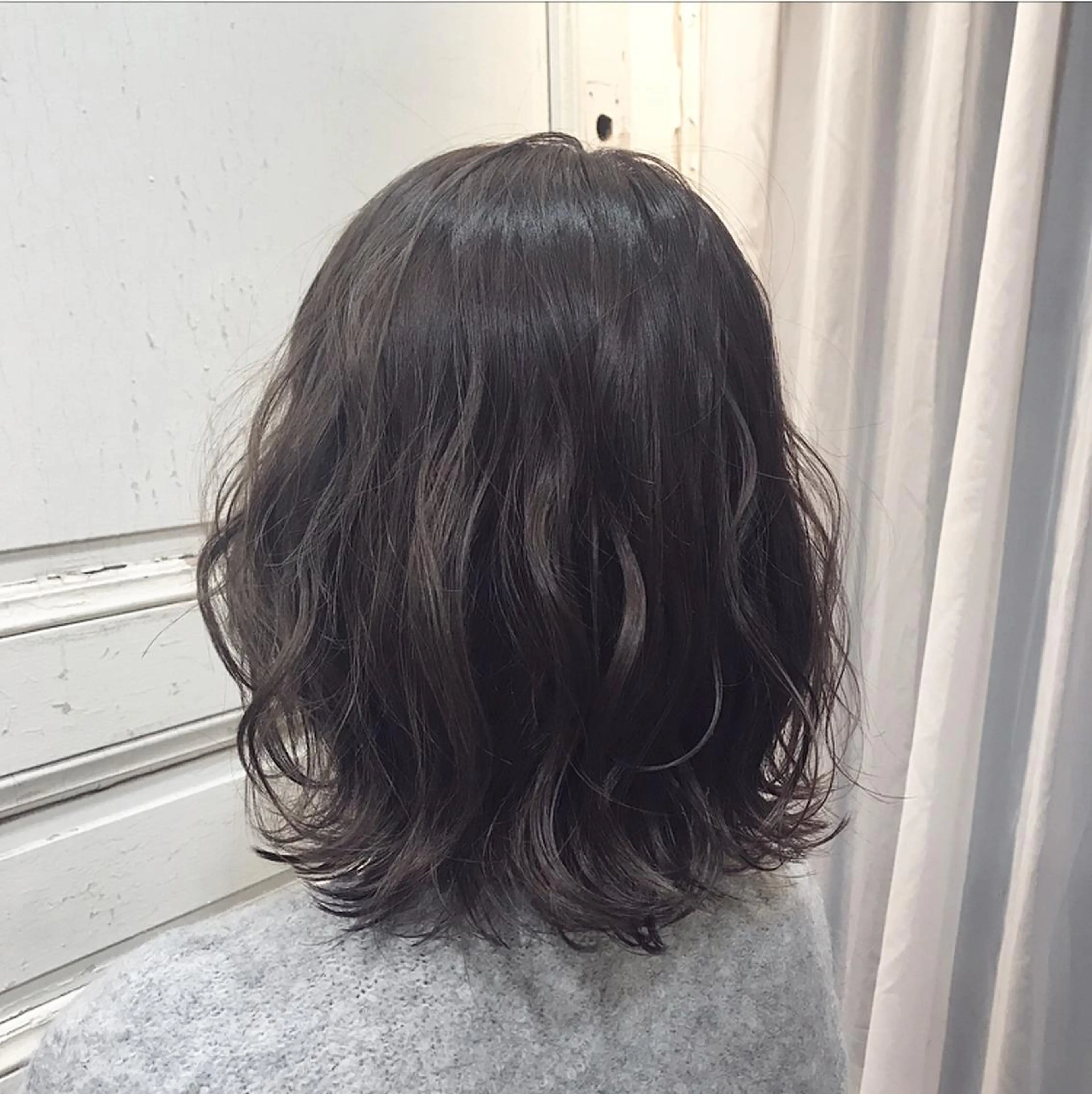 ショート カラー 難波 茜のヘアスタイル