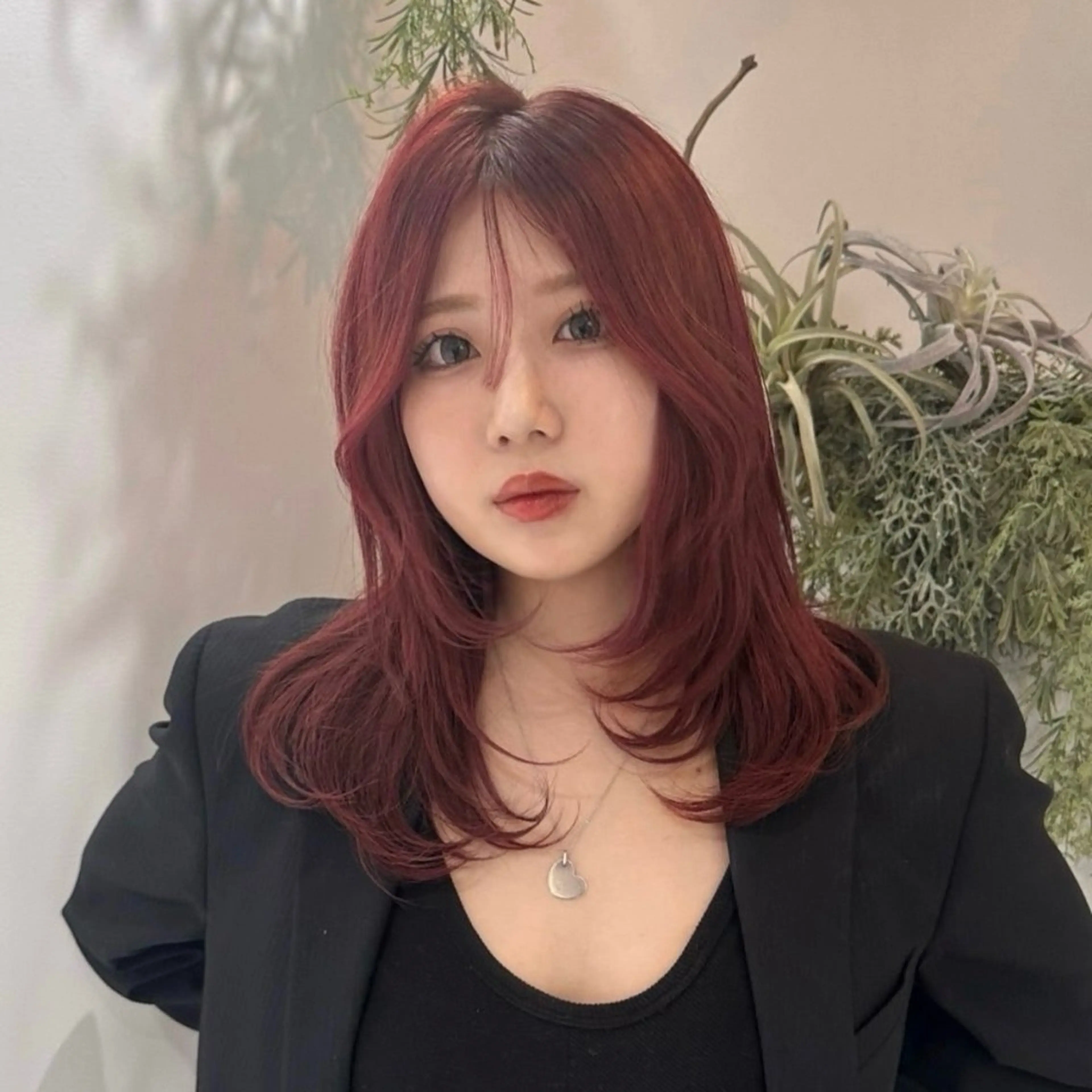 カラー 👽個性派ネイル🎀 komachiのヘアスタイル