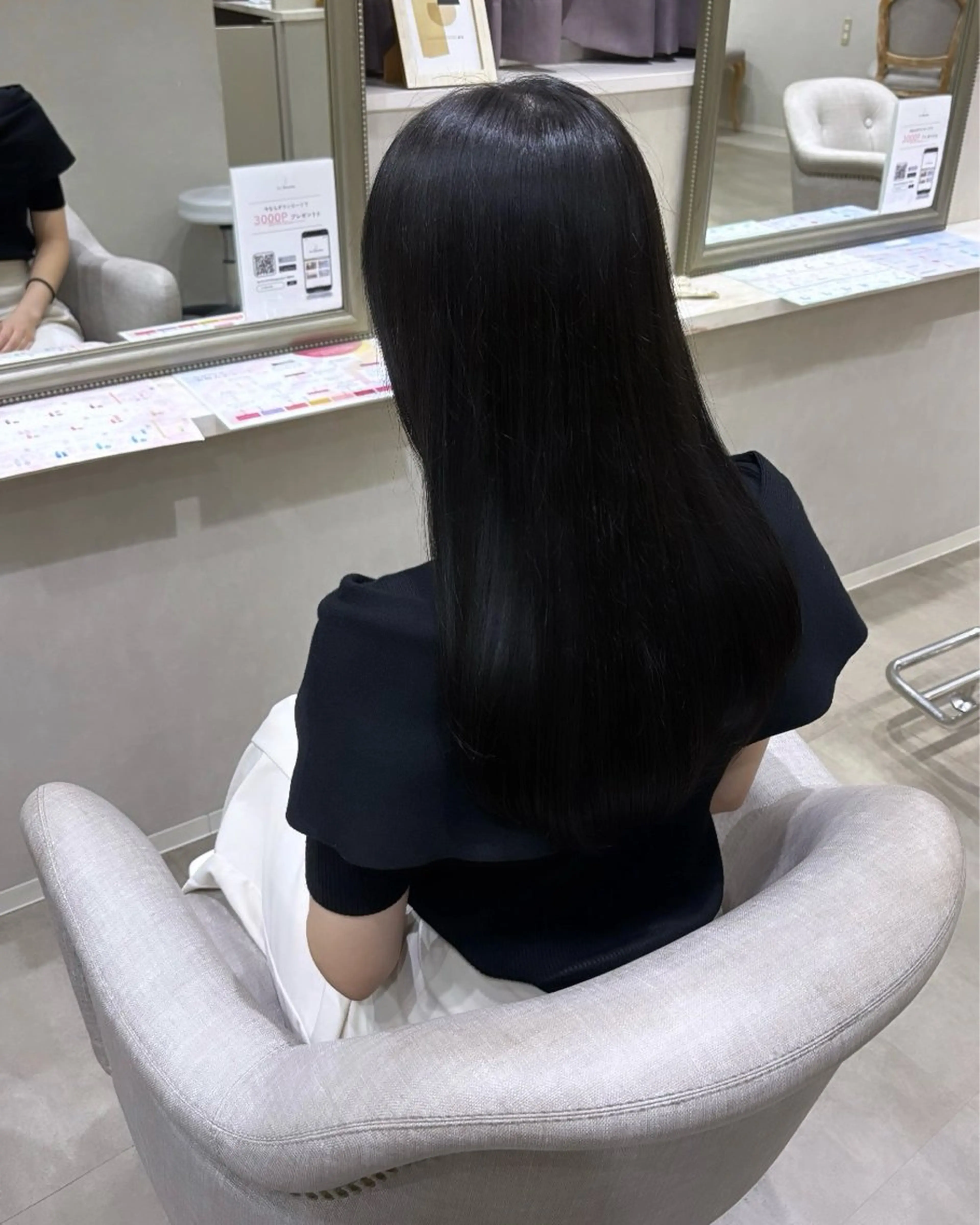 セミロング カラー 黒髪 🩰大宮/艶カラー uta🩰のヘアスタイル