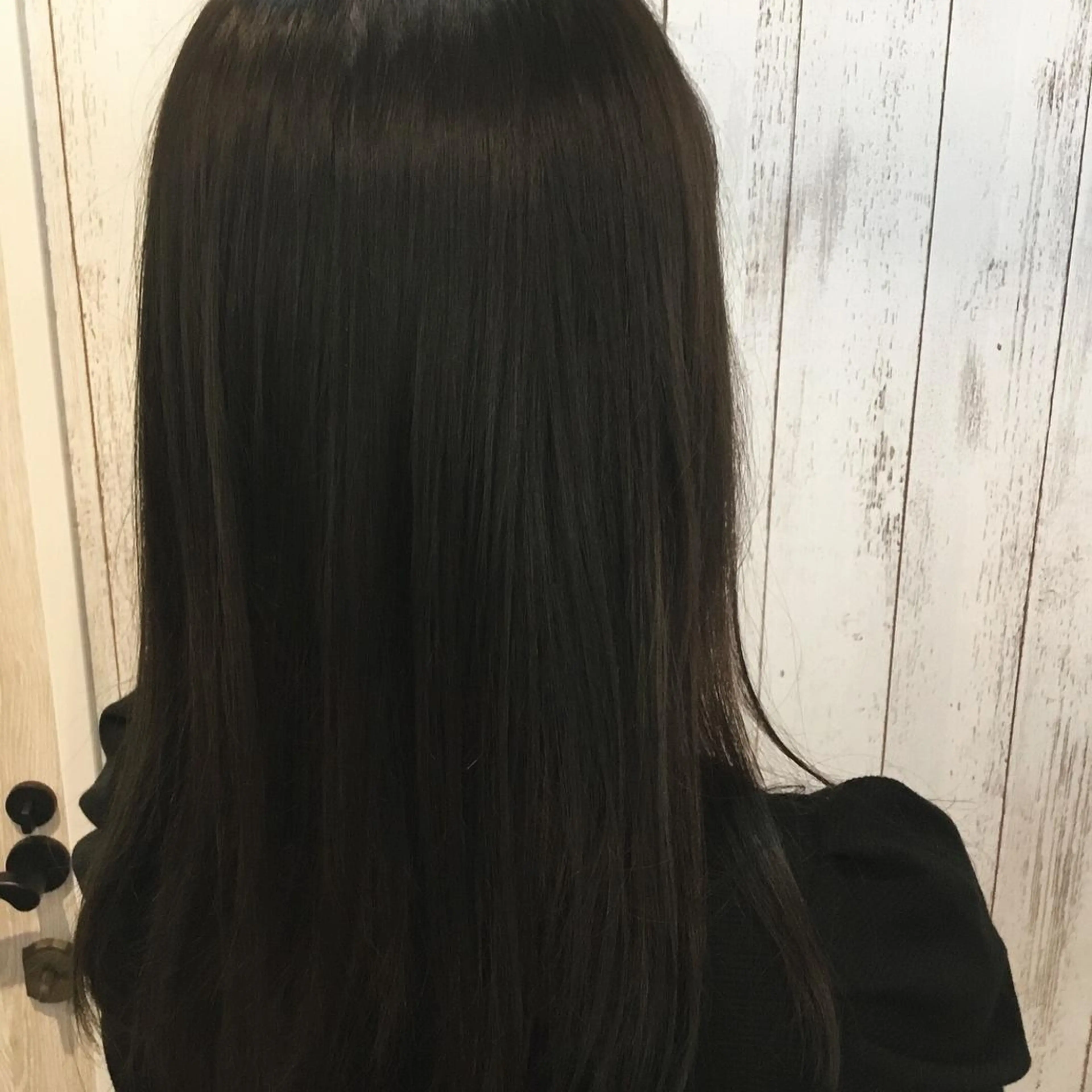 セミロング カラー パーマ embrace エンブレイスのヘアスタイル