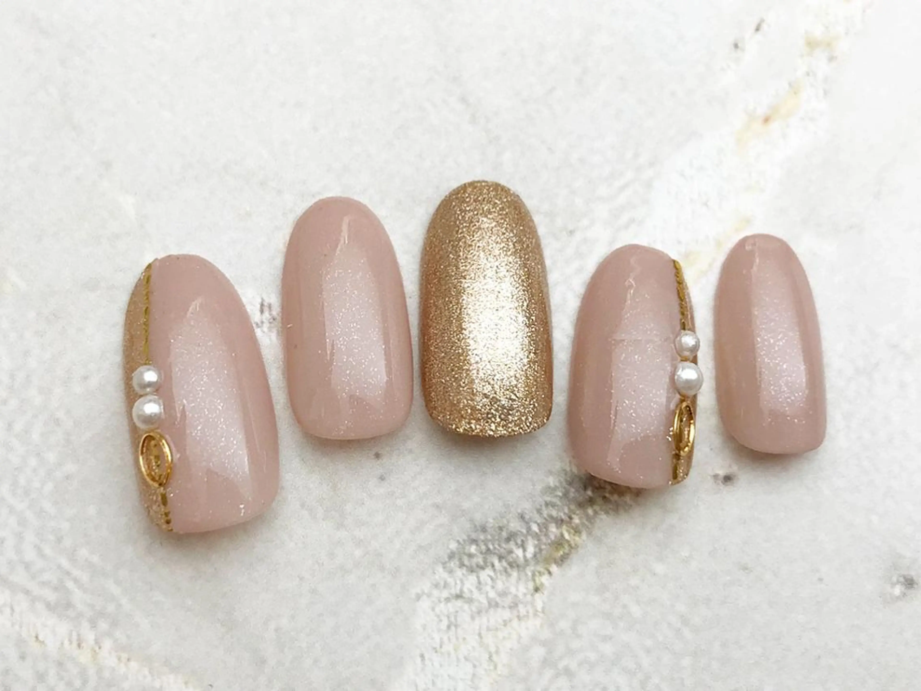 ネイル リセ有楽町店 ネイリストのネイルデザイン