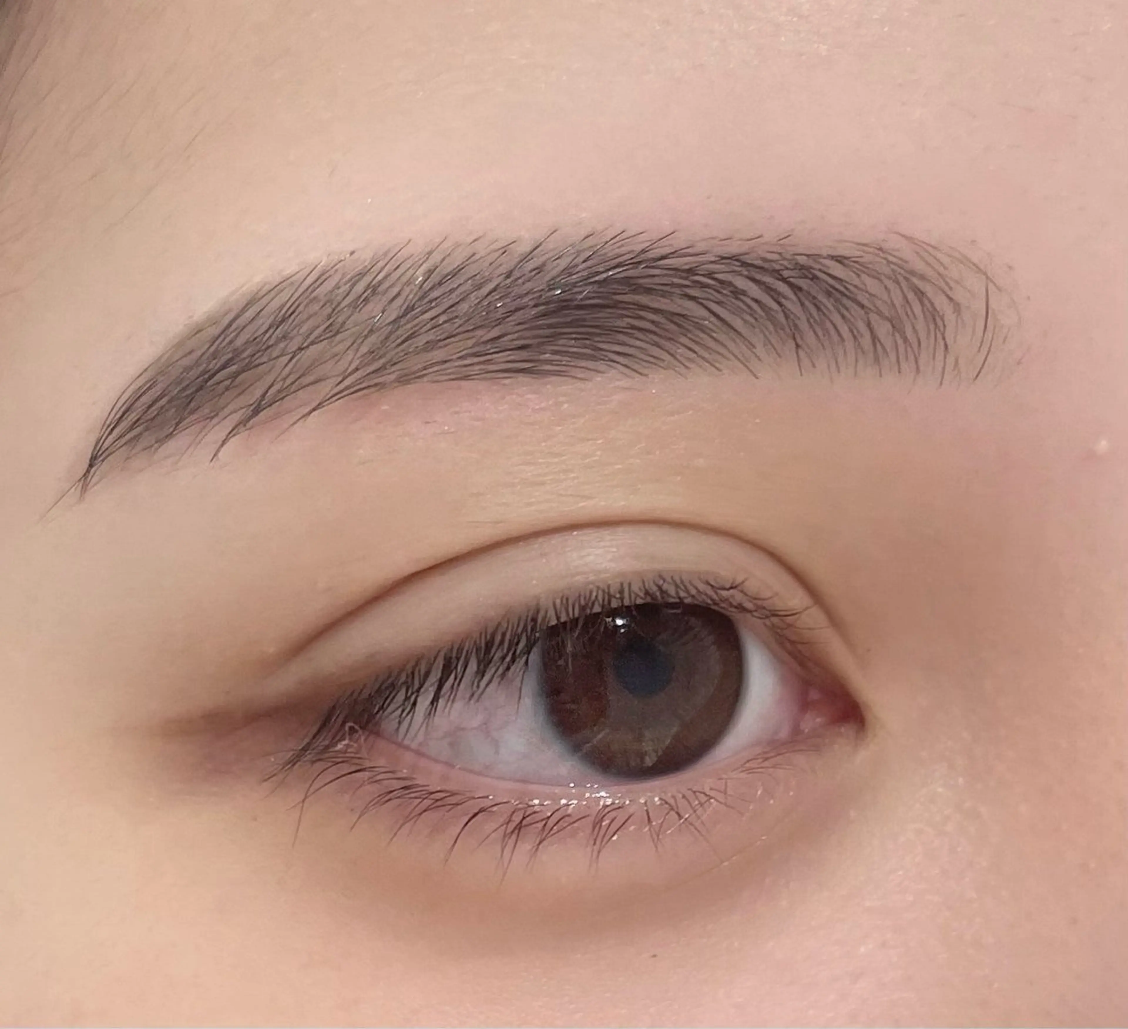 アイブロウ arch　松永 有那のマツエク・マツパデザイン